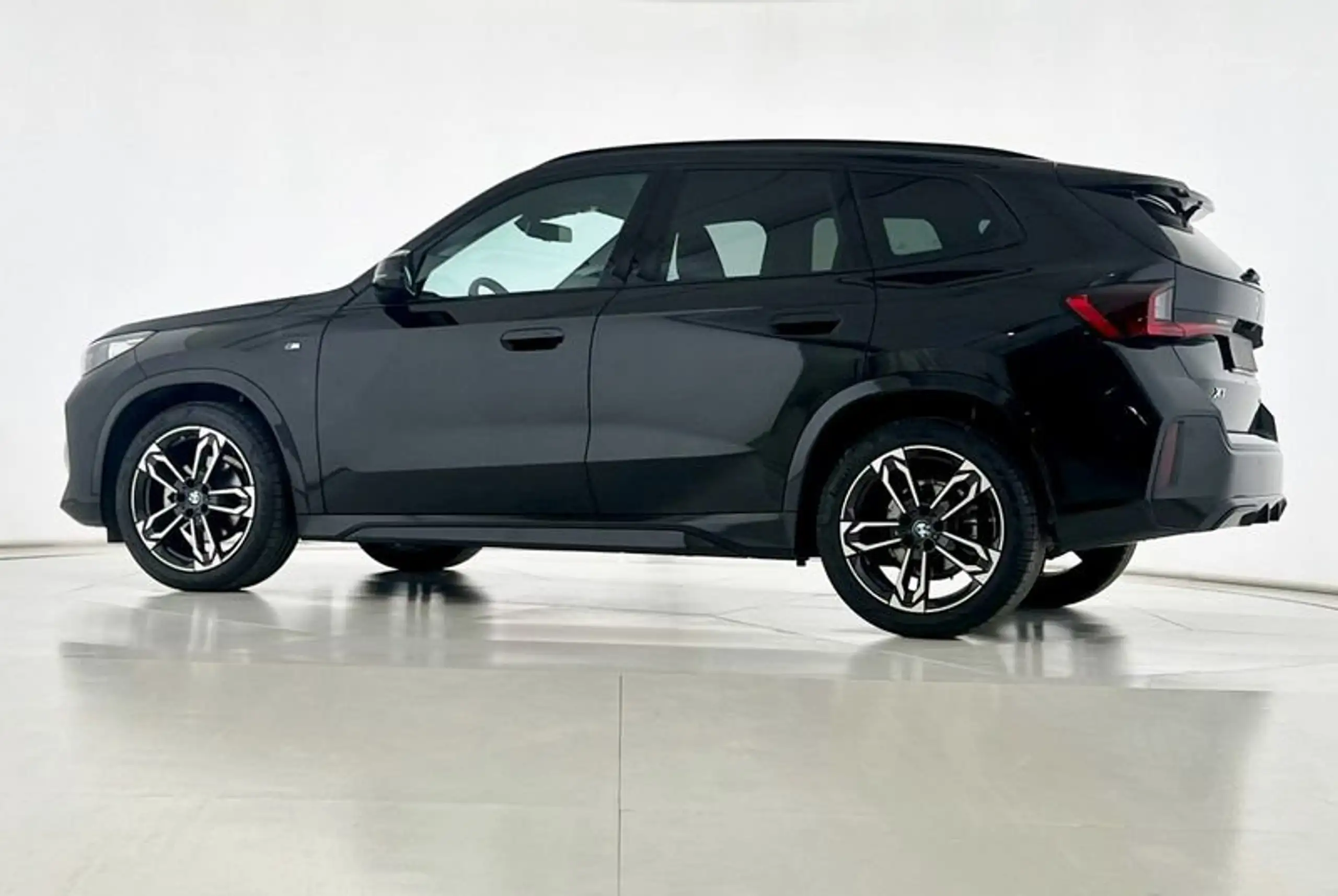 BMW - X1