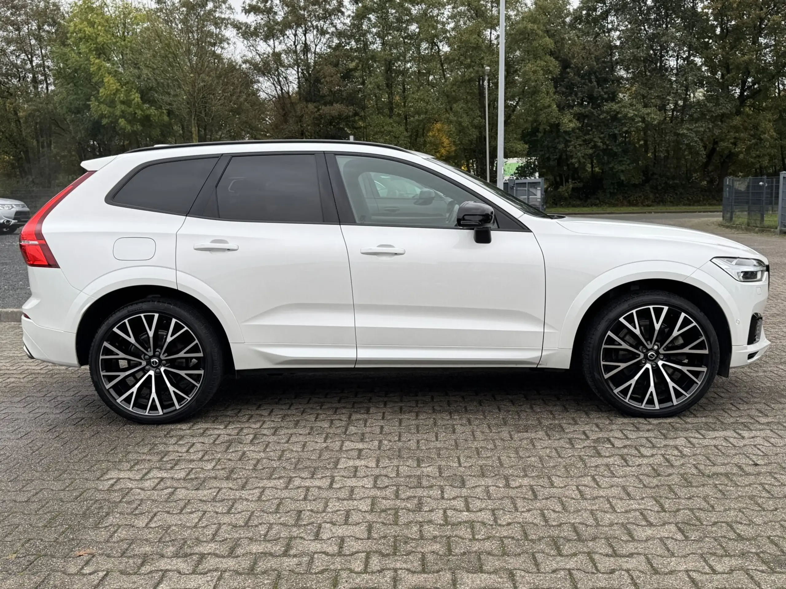 Volvo - XC60