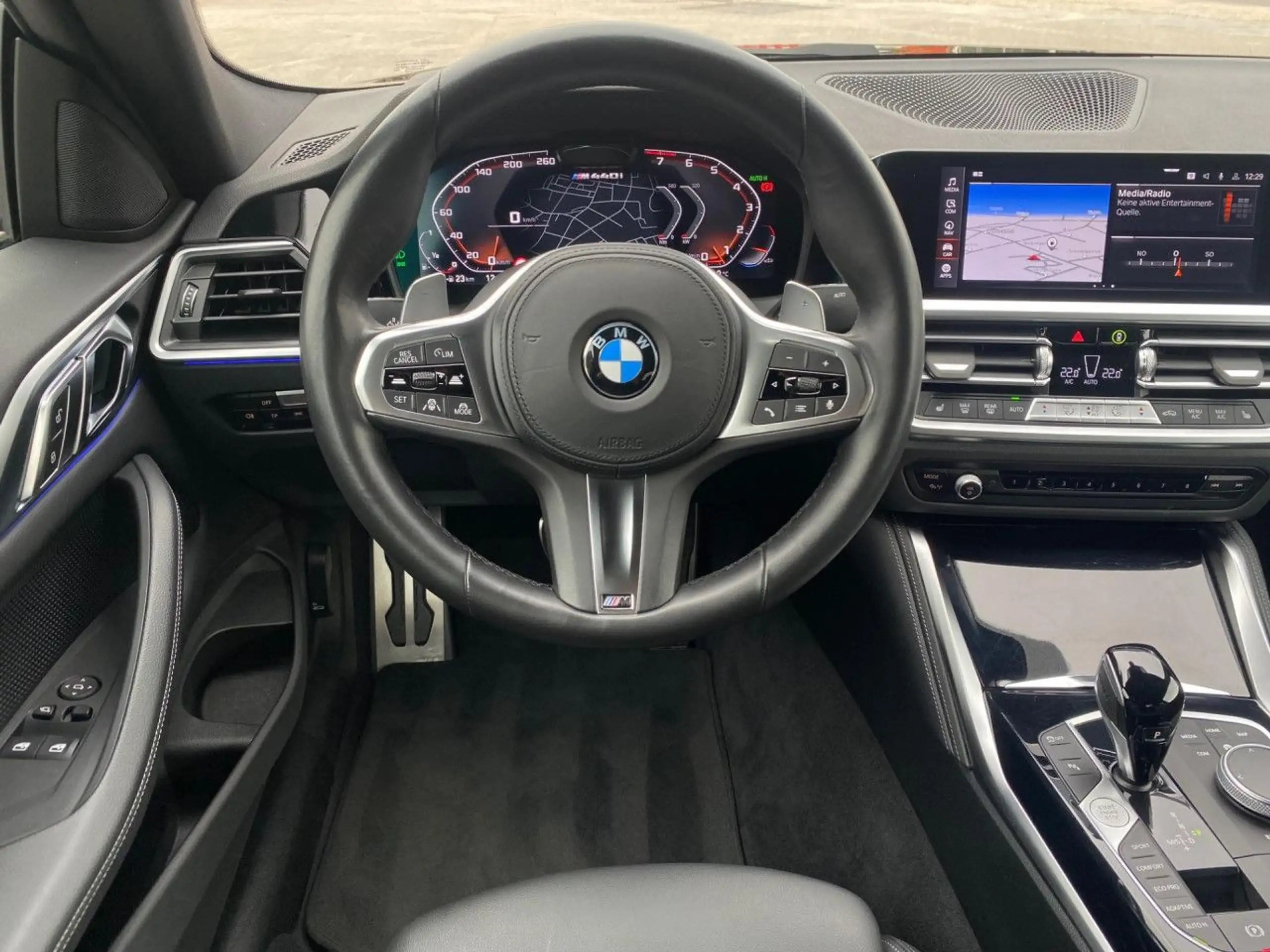 BMW - 440