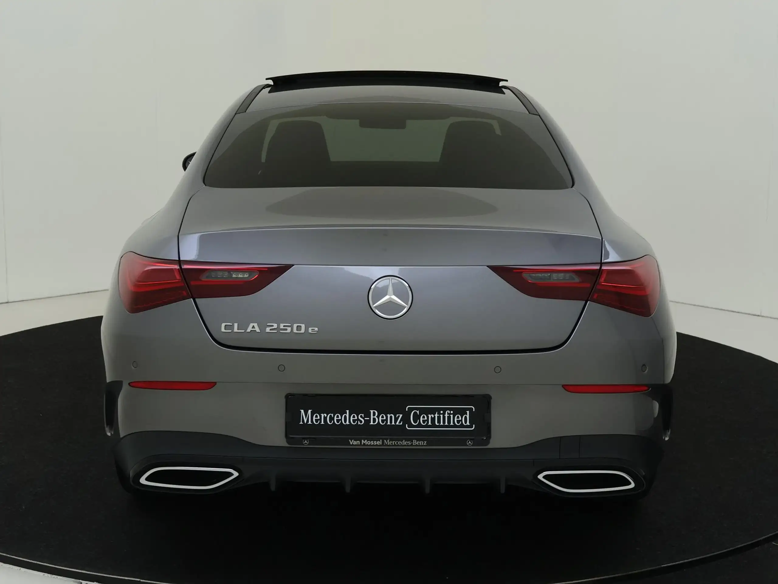 Mercedes-Benz - CLA 250