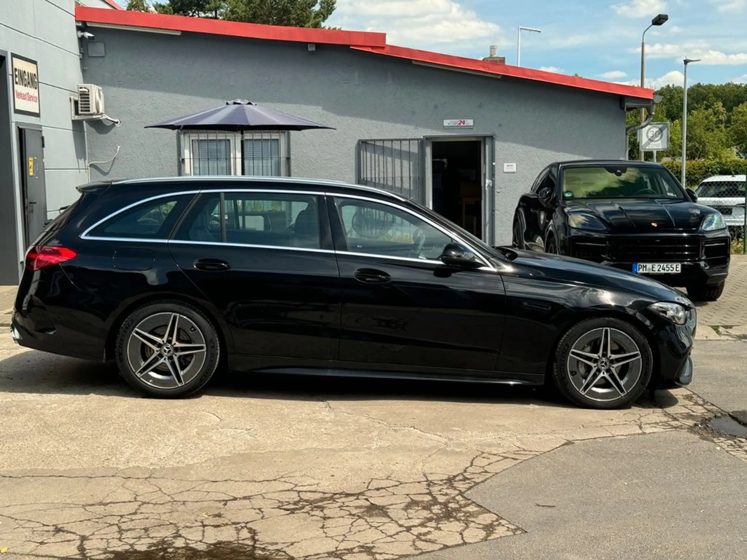 Mercedes-Benz - C 220