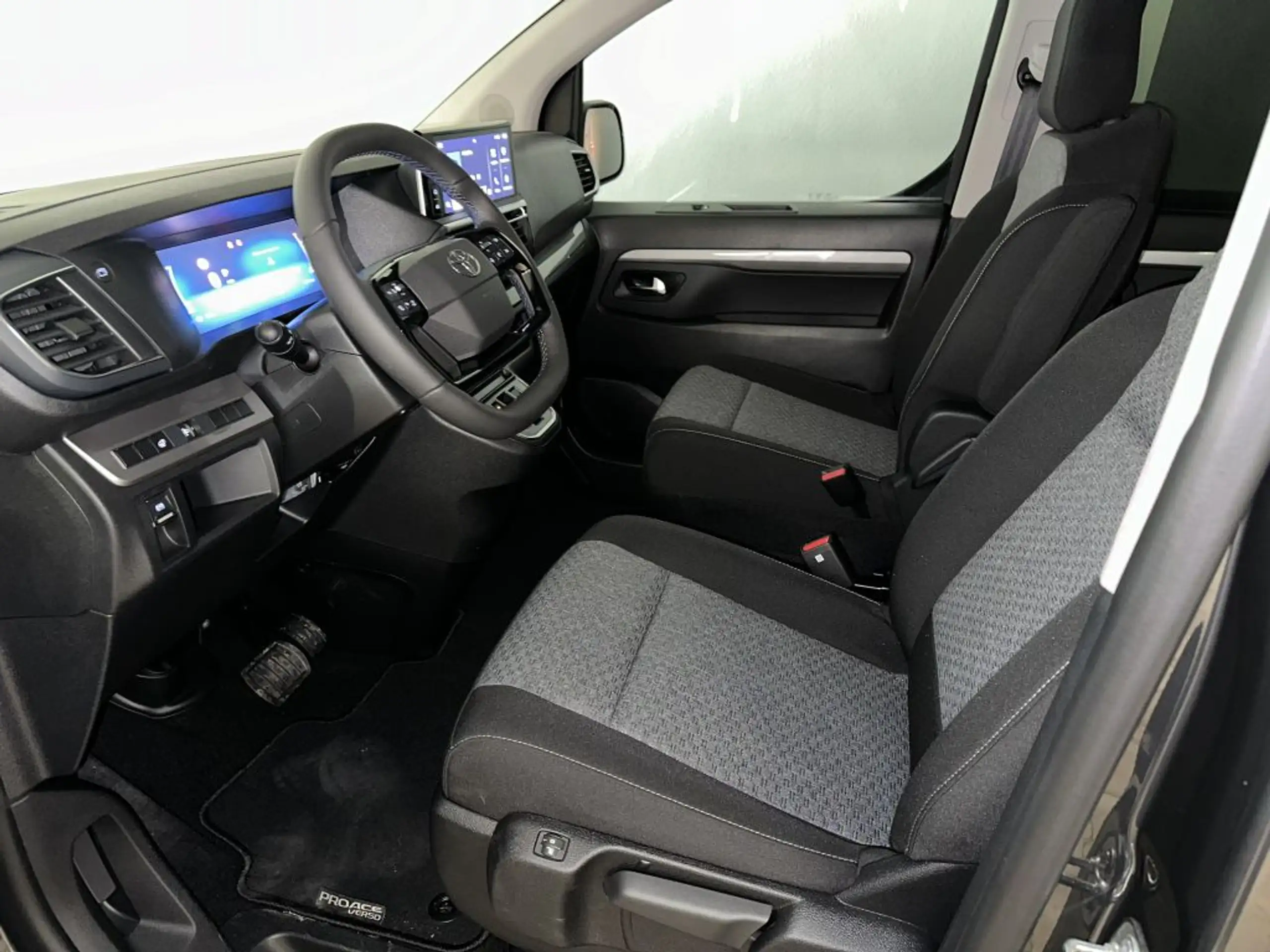 Toyota - Proace