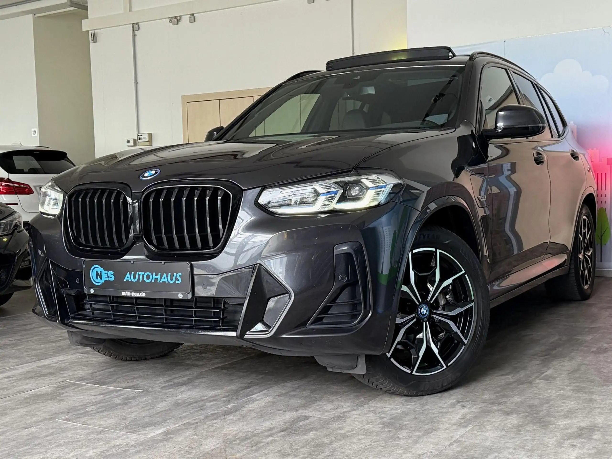 BMW - X3