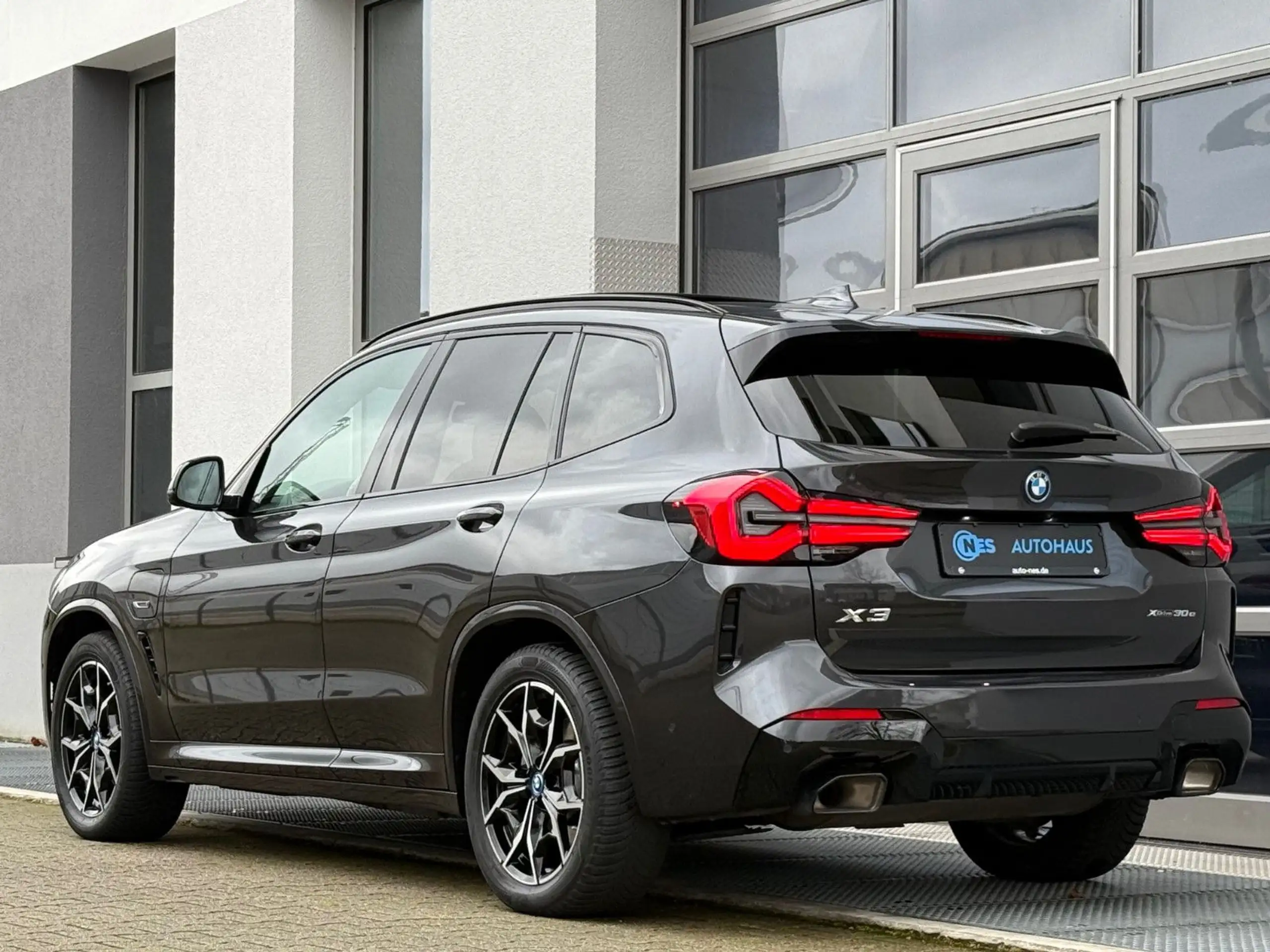 BMW - X3