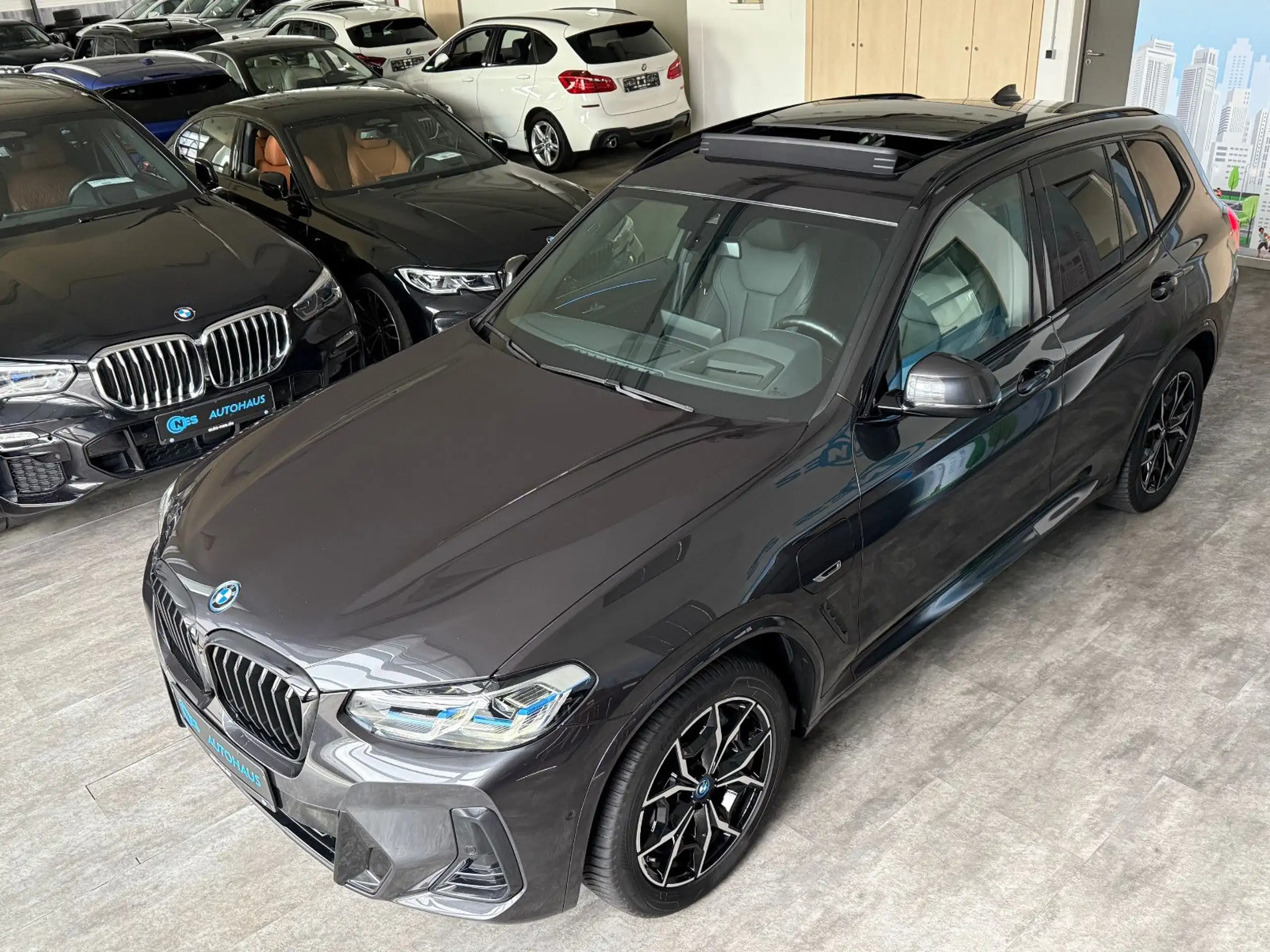 BMW - X3