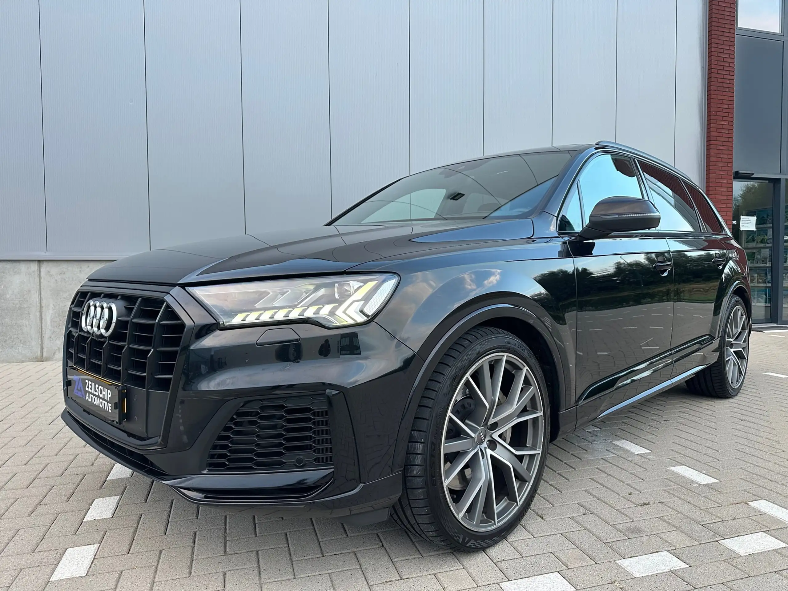 Audi - Q7