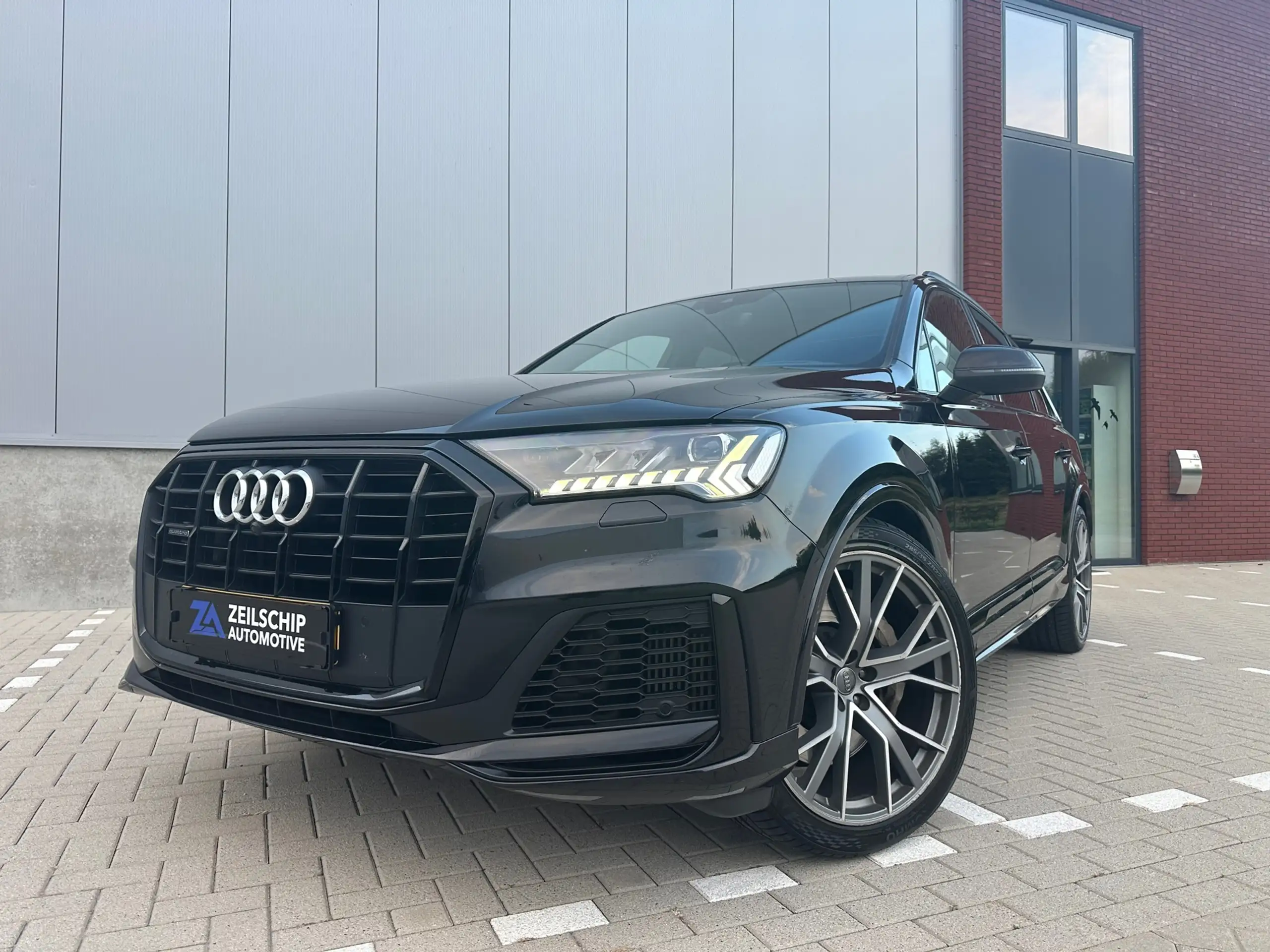 Audi - Q7