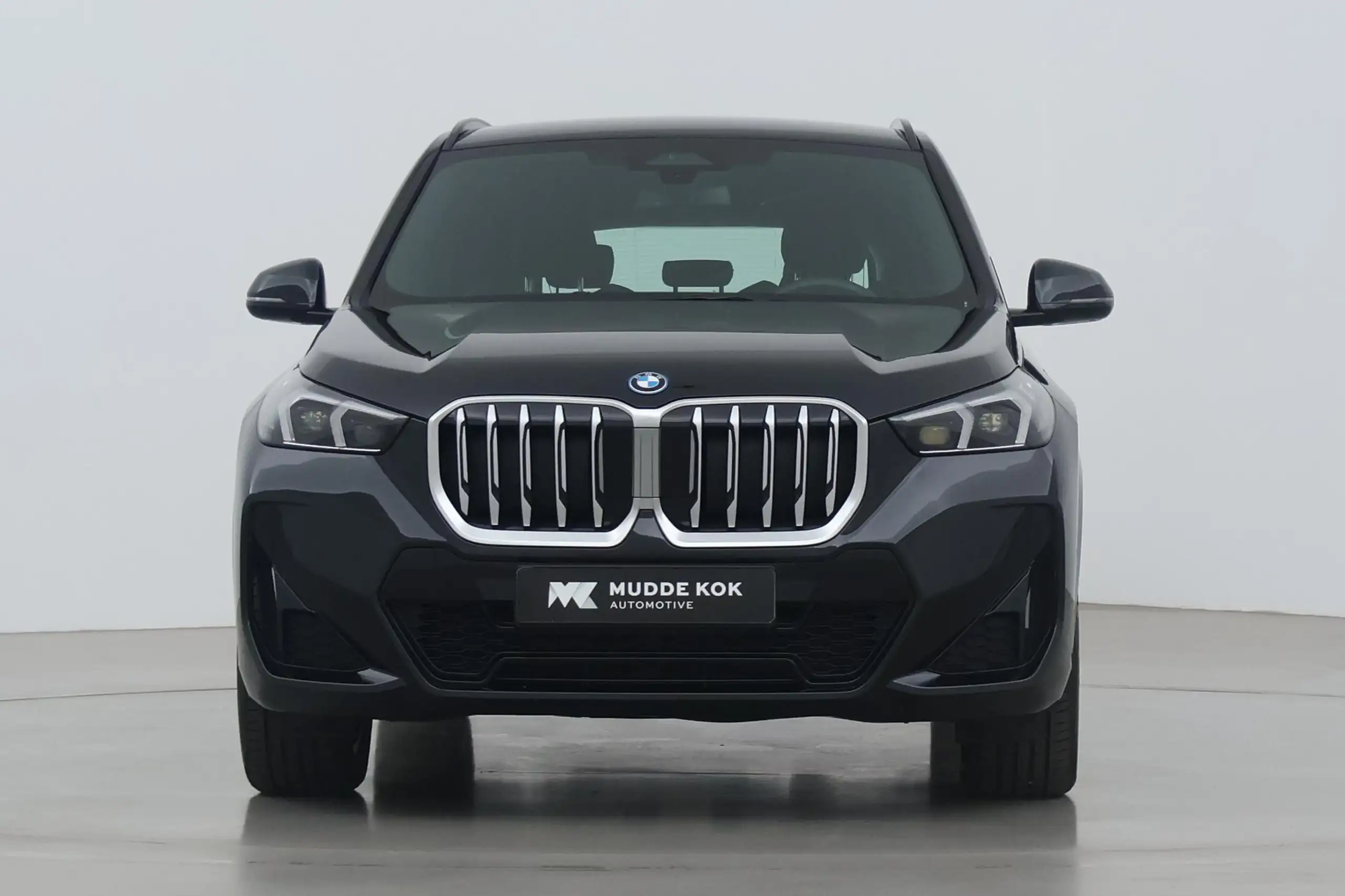 BMW - X1