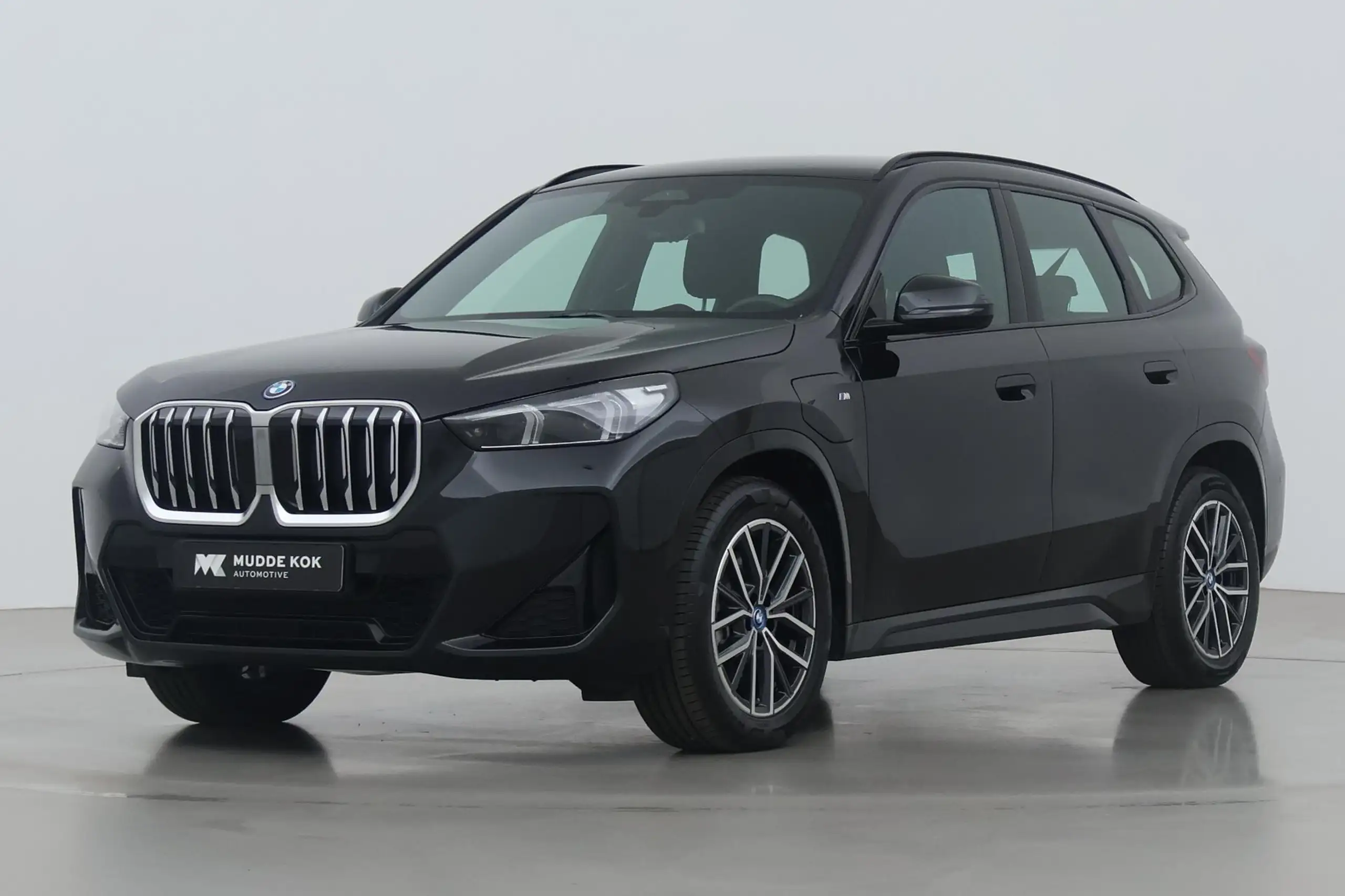 BMW - X1