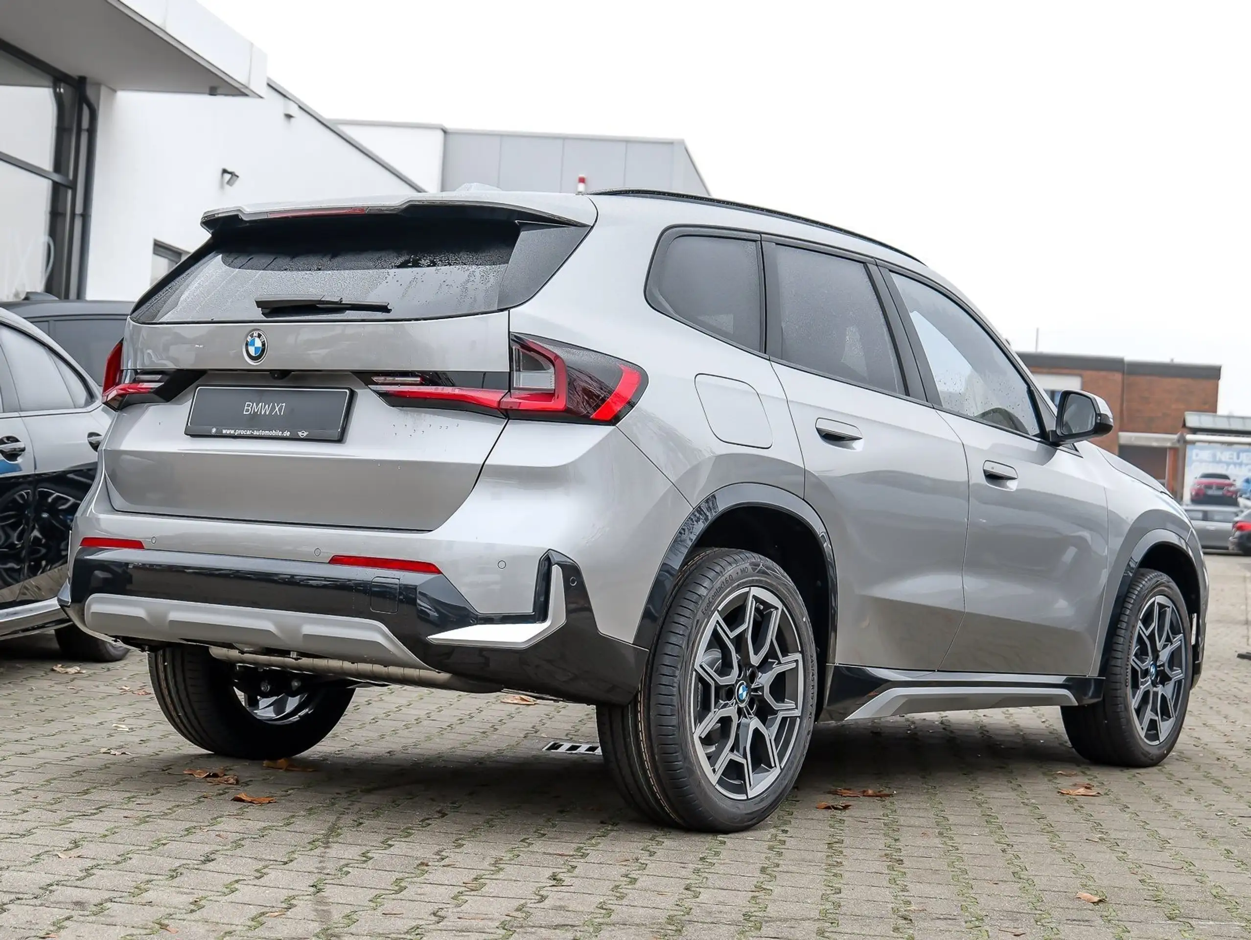 BMW - X1