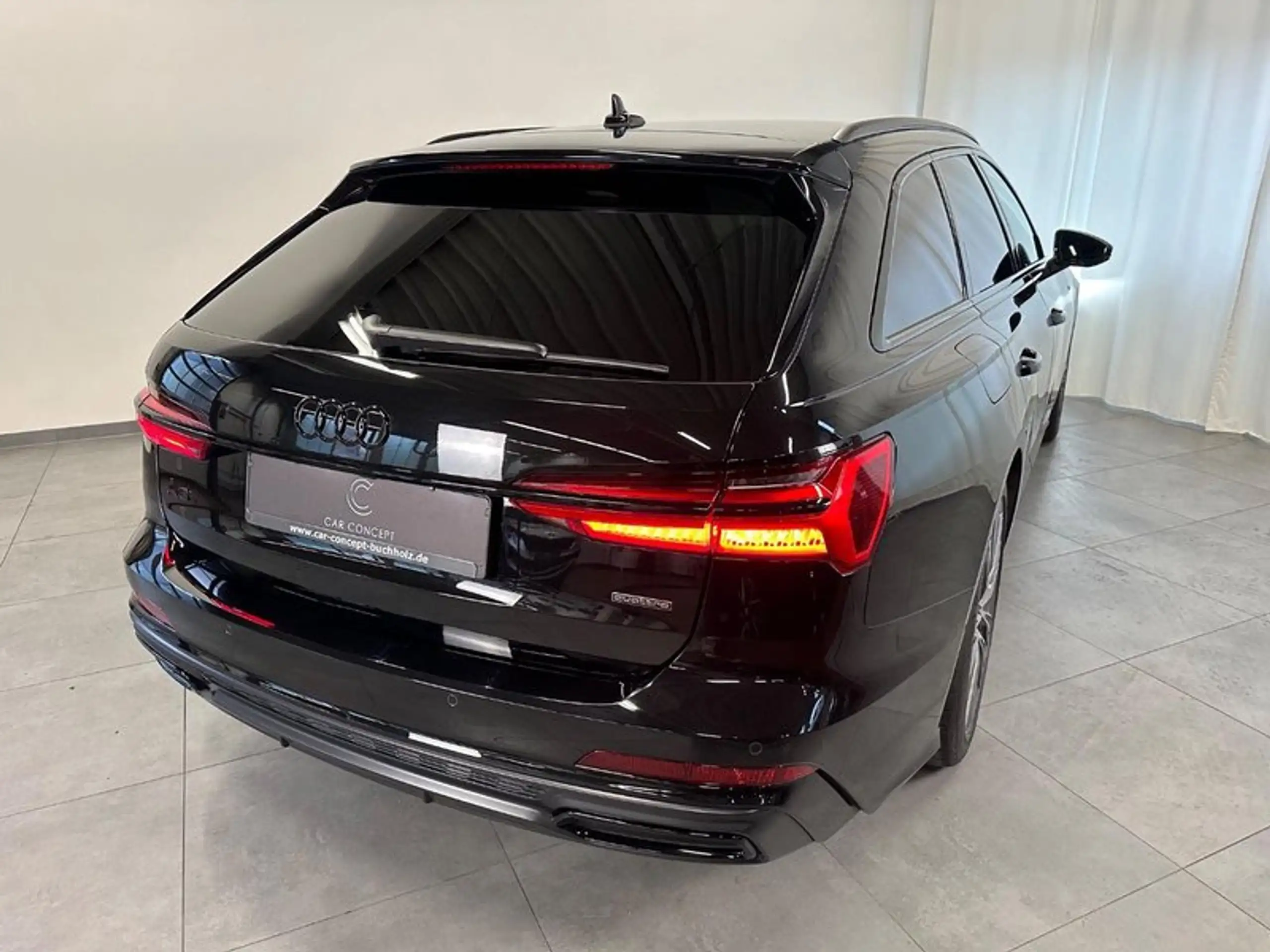 Audi - A6