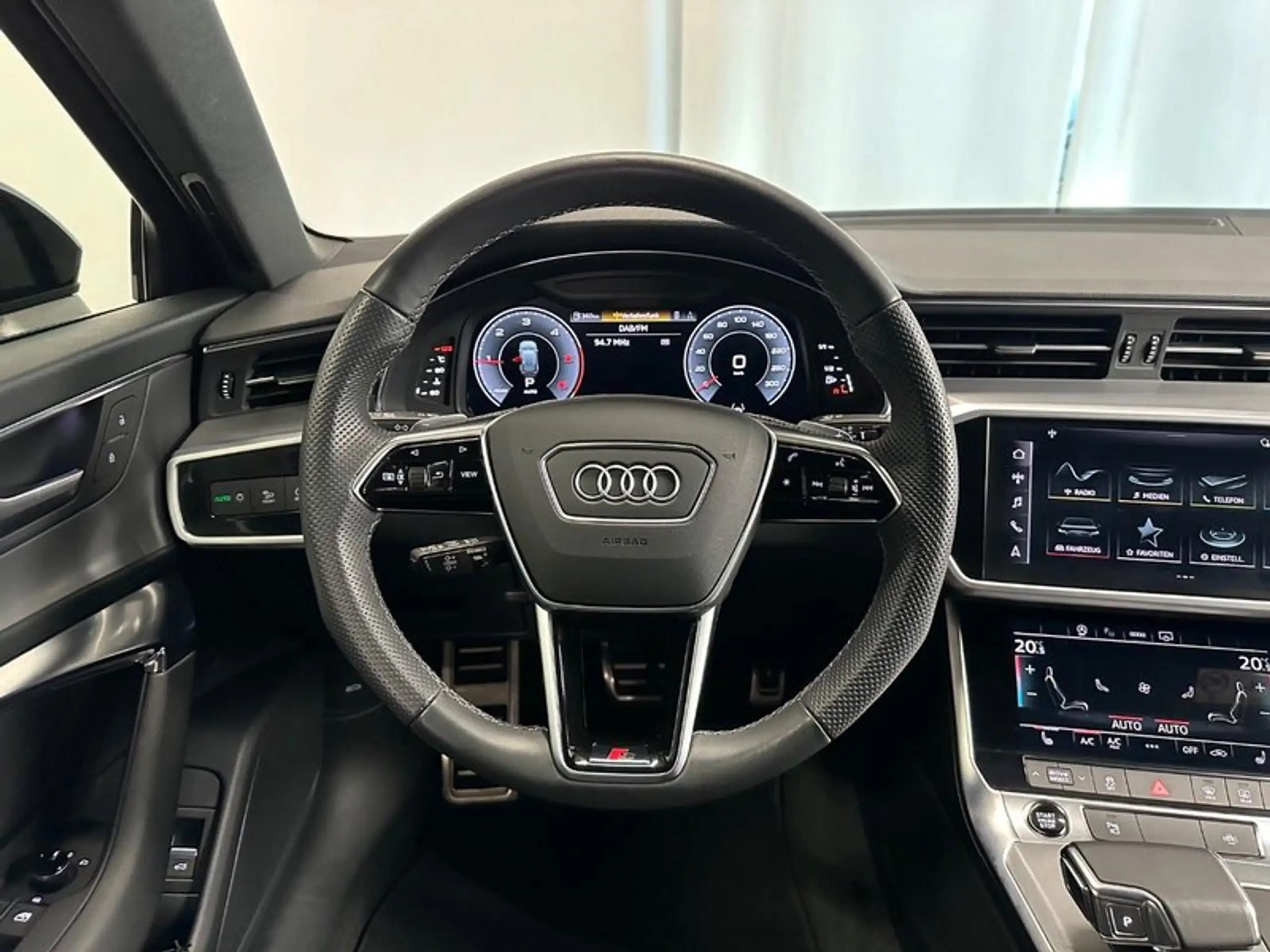 Audi - A6