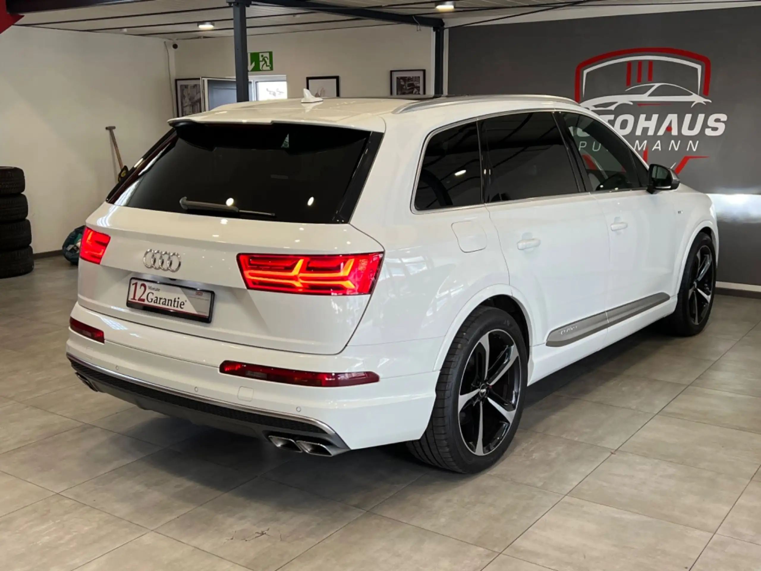 Audi - SQ7