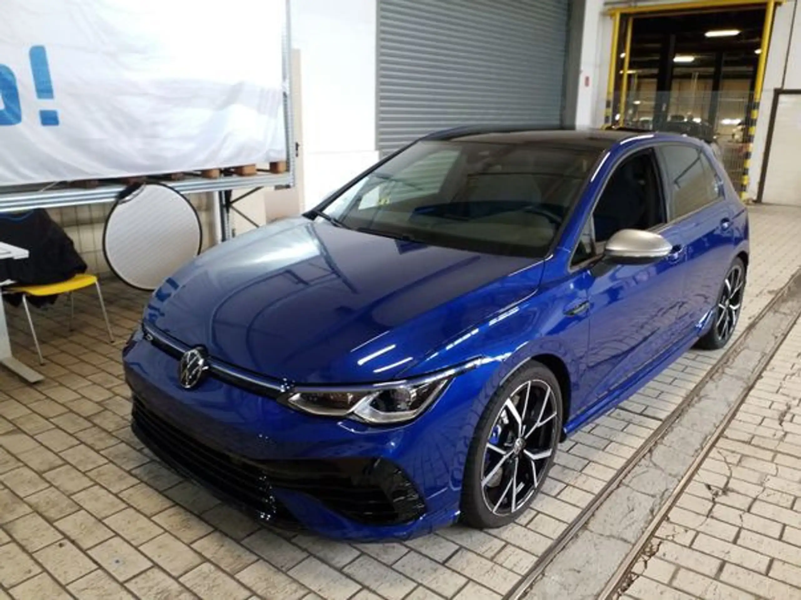 Volkswagen - Golf