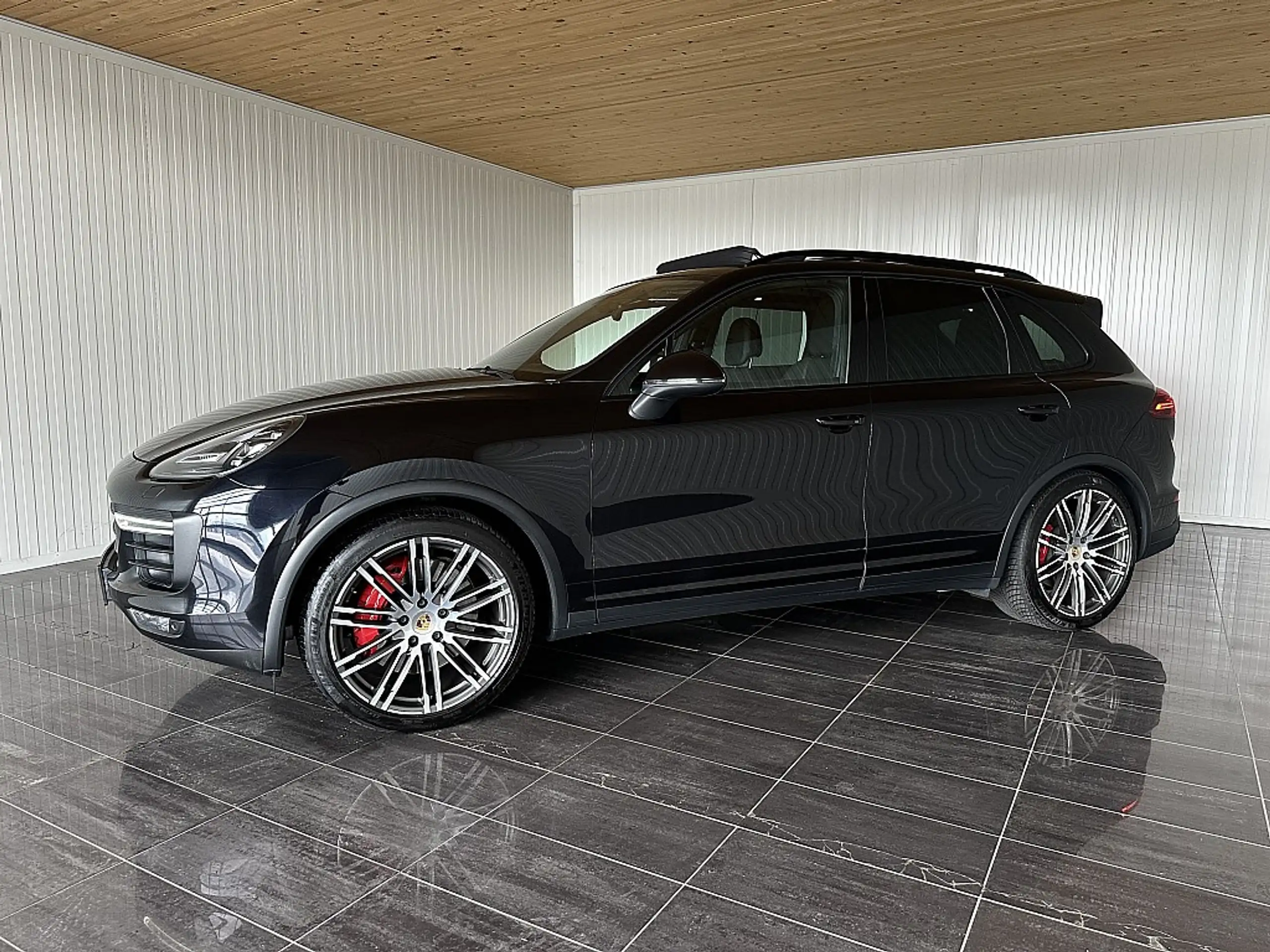 Porsche - Cayenne