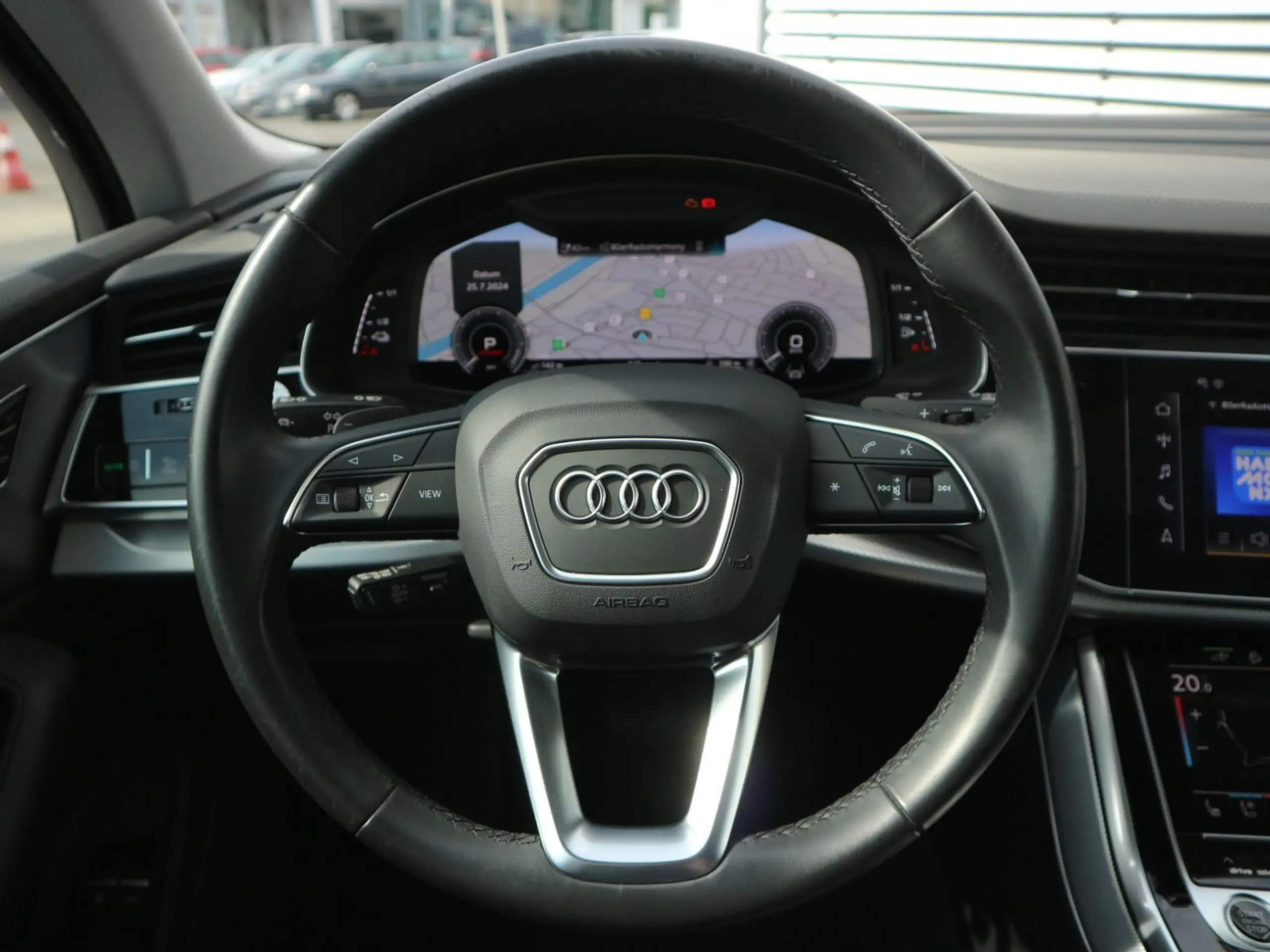 Audi - Q7