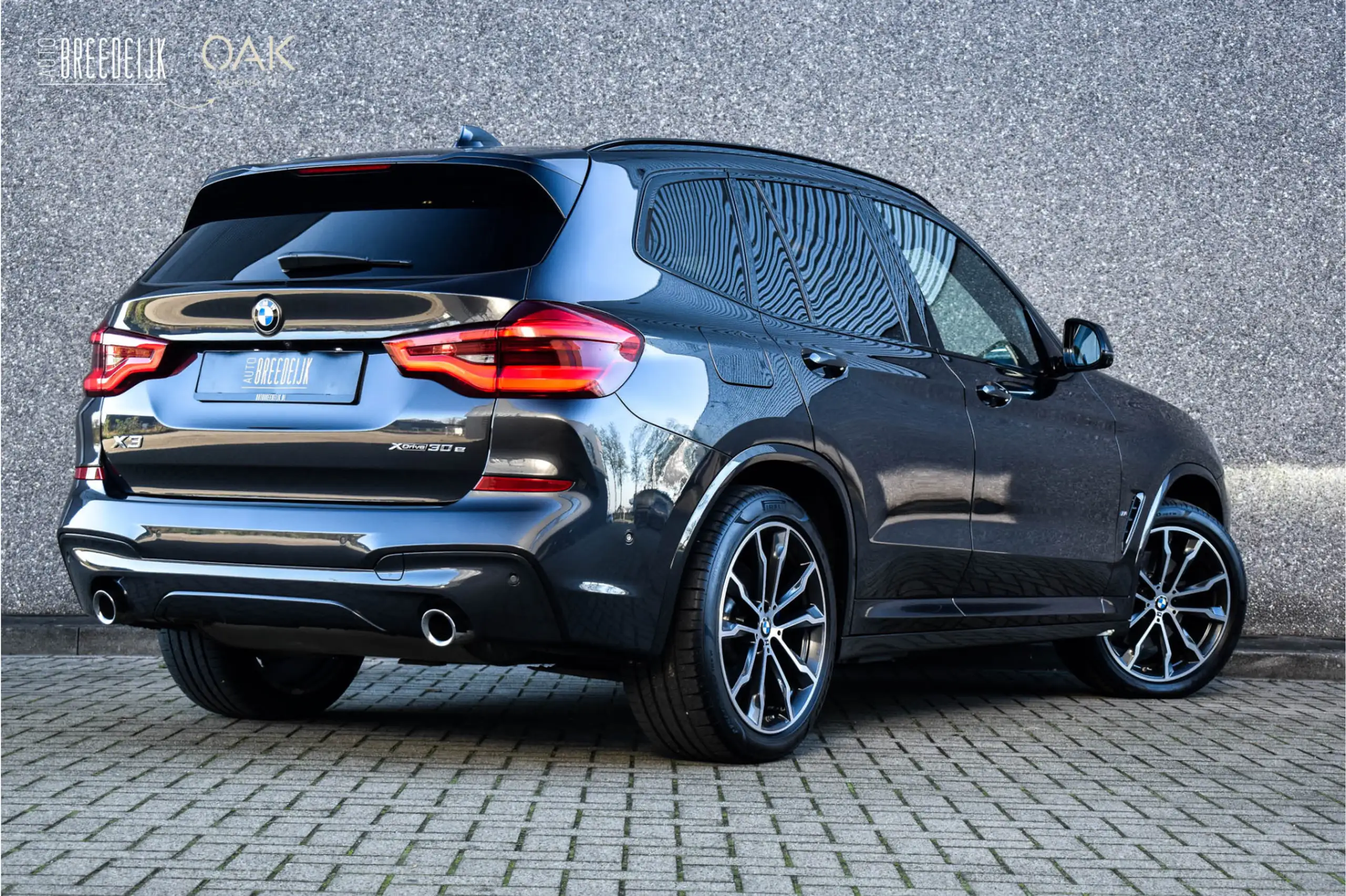 BMW - X3