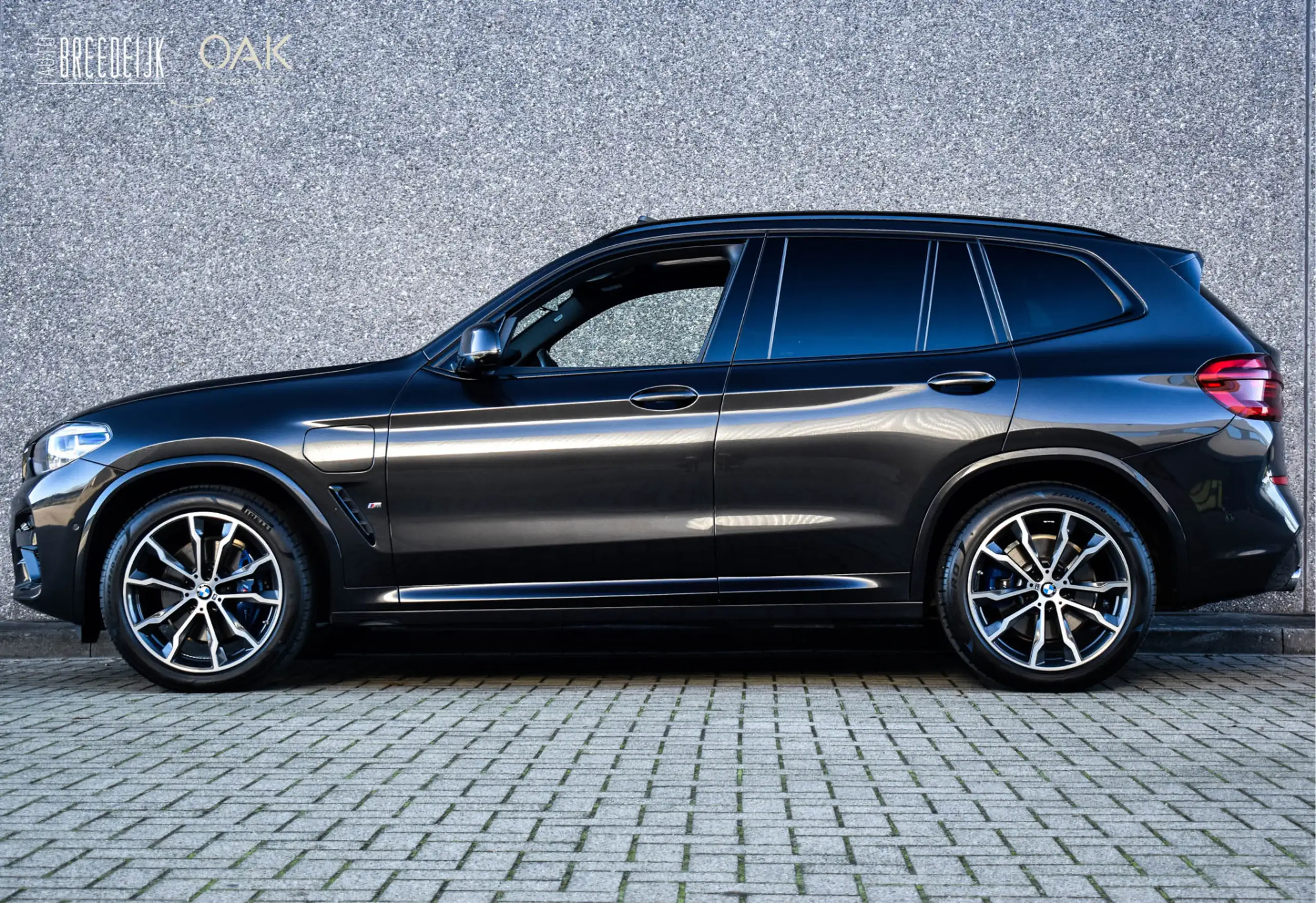 BMW - X3