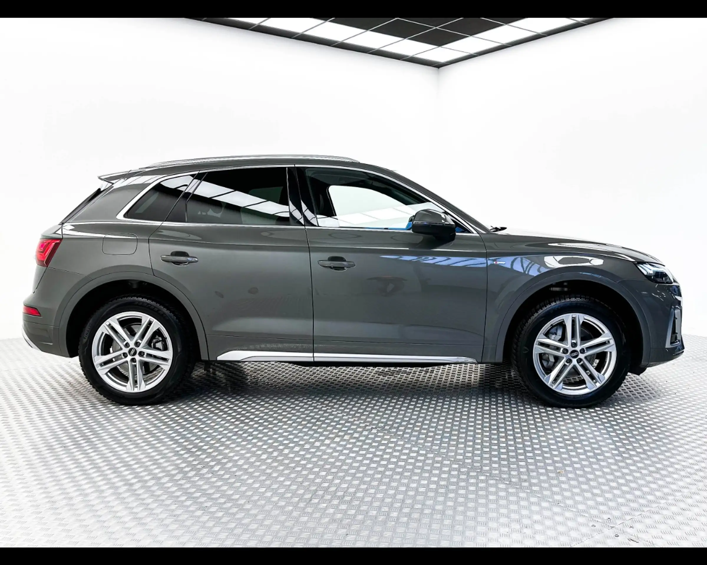 Audi - Q5