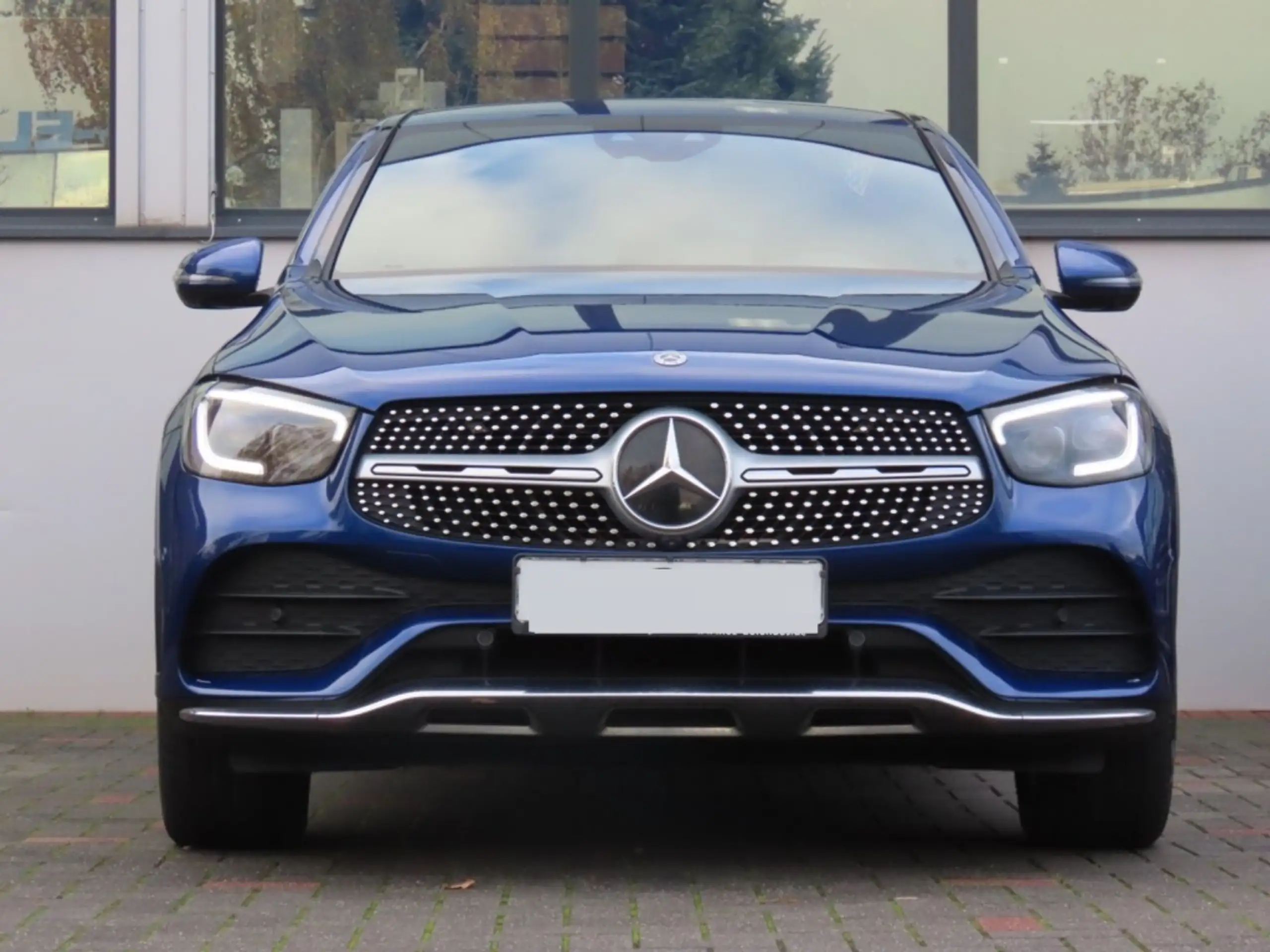 Mercedes-Benz - GLC 220