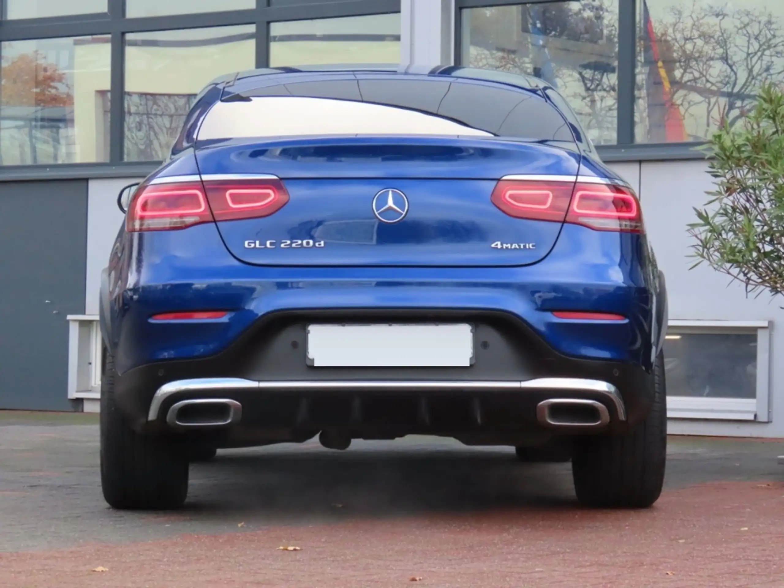 Mercedes-Benz - GLC 220