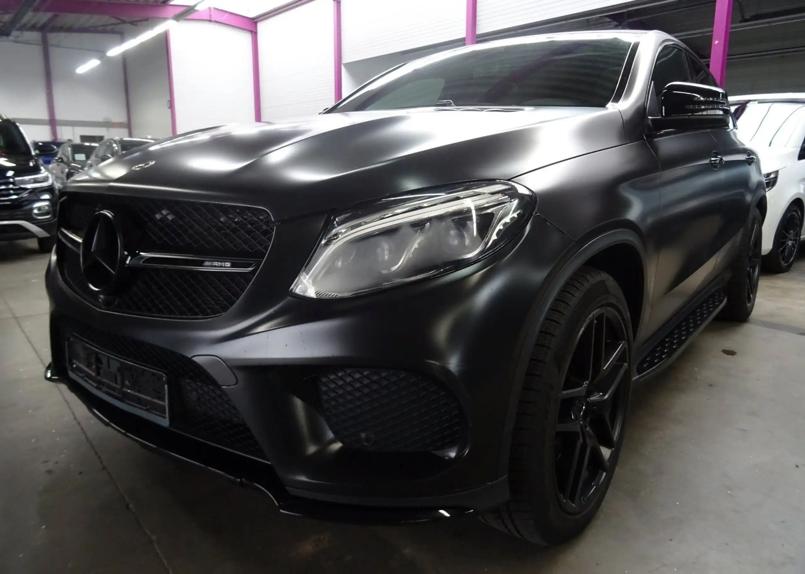 Mercedes-Benz - GLE 43 AMG