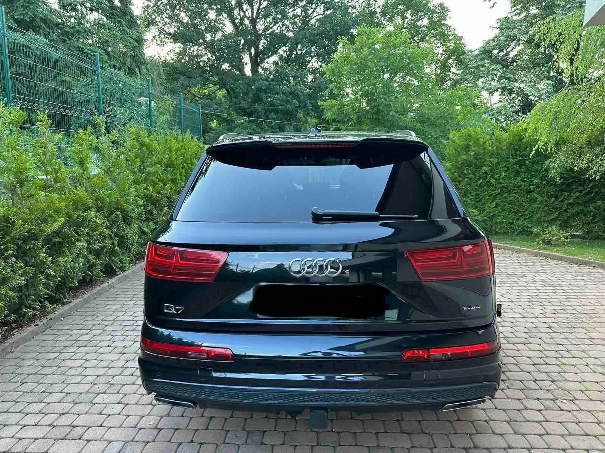 Audi - Q7