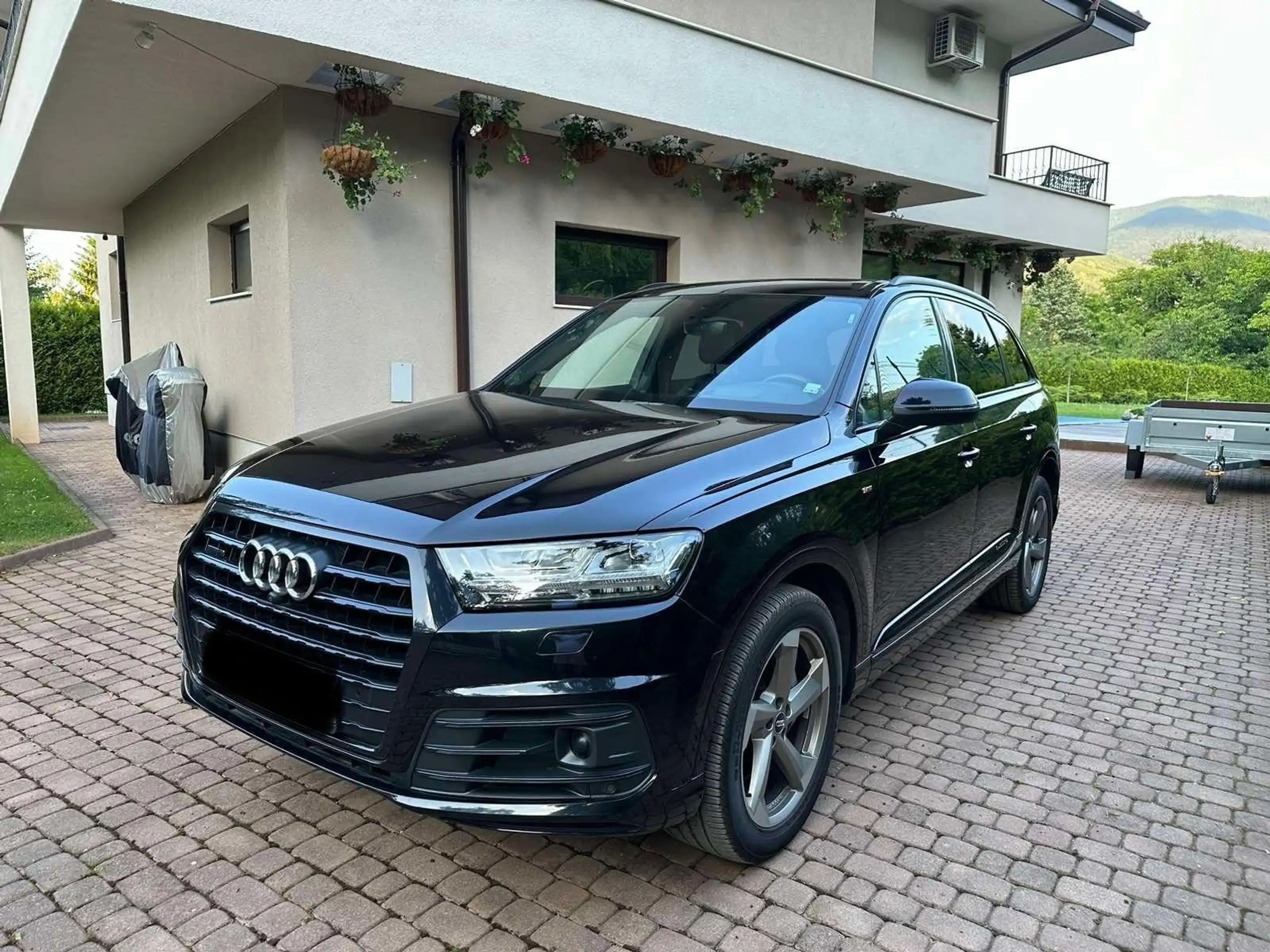 Audi - Q7