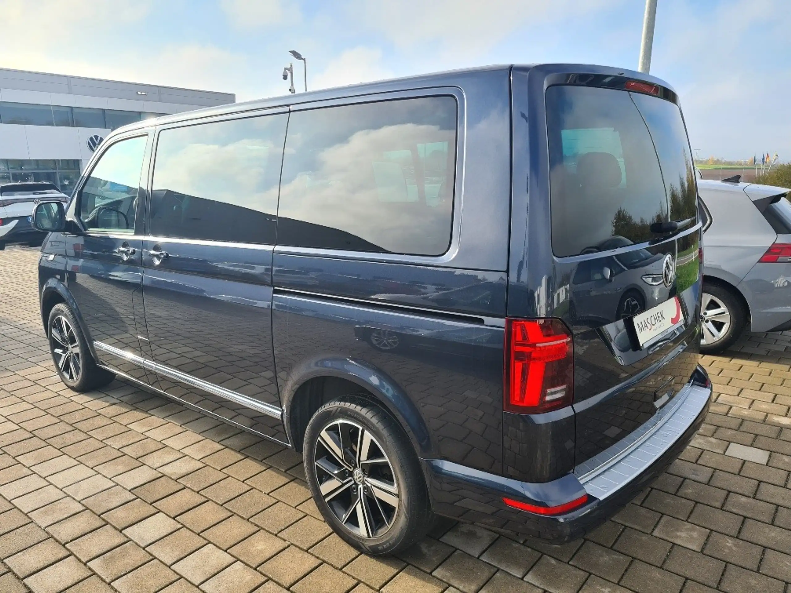 Volkswagen - T6.1 Multivan