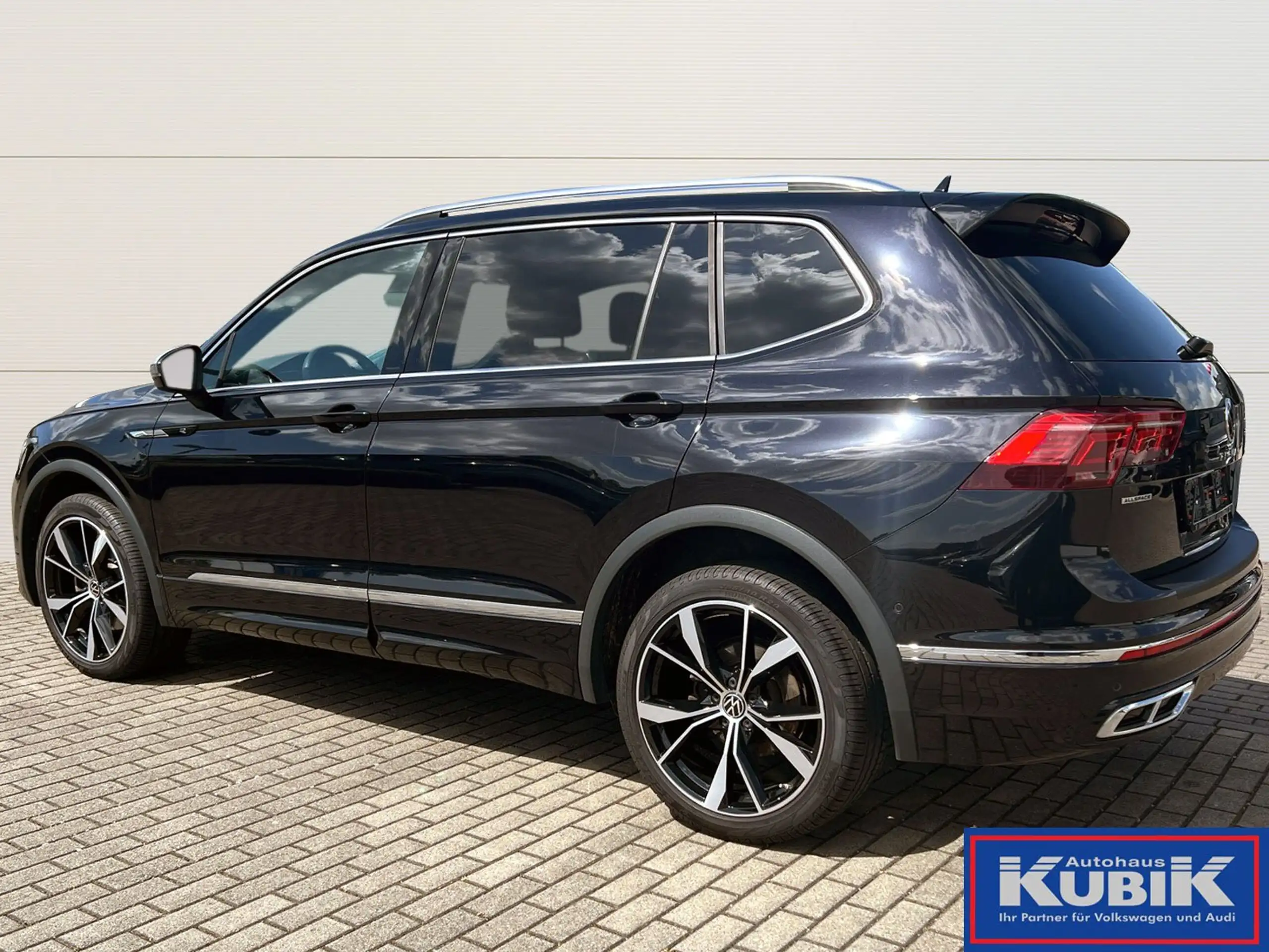 Volkswagen - Tiguan Allspace