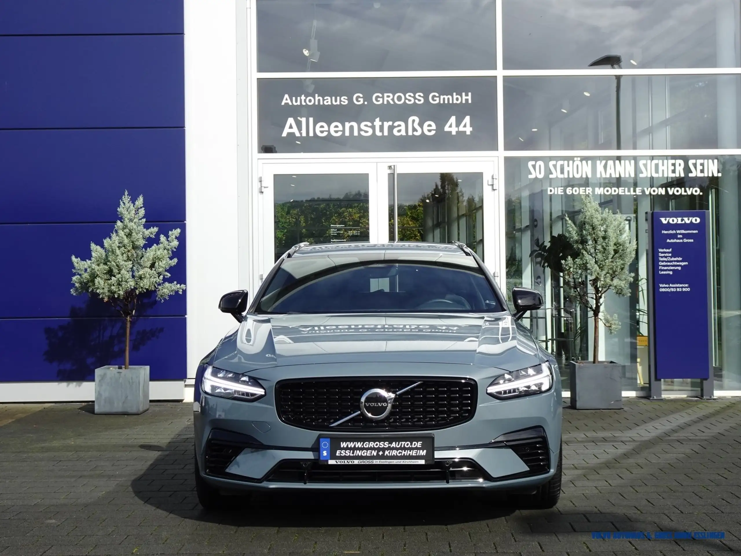 Volvo - V90