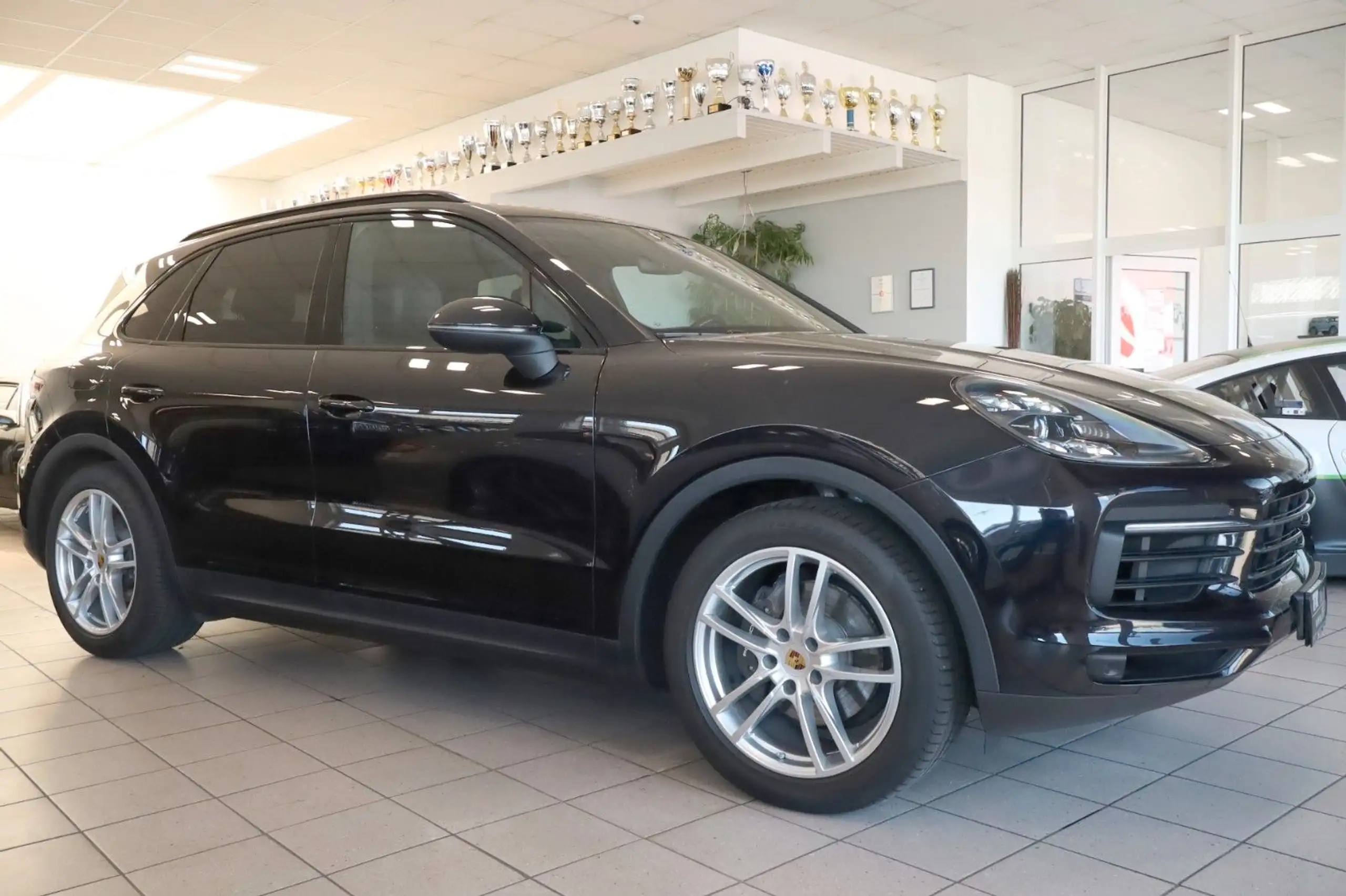 Porsche - Cayenne