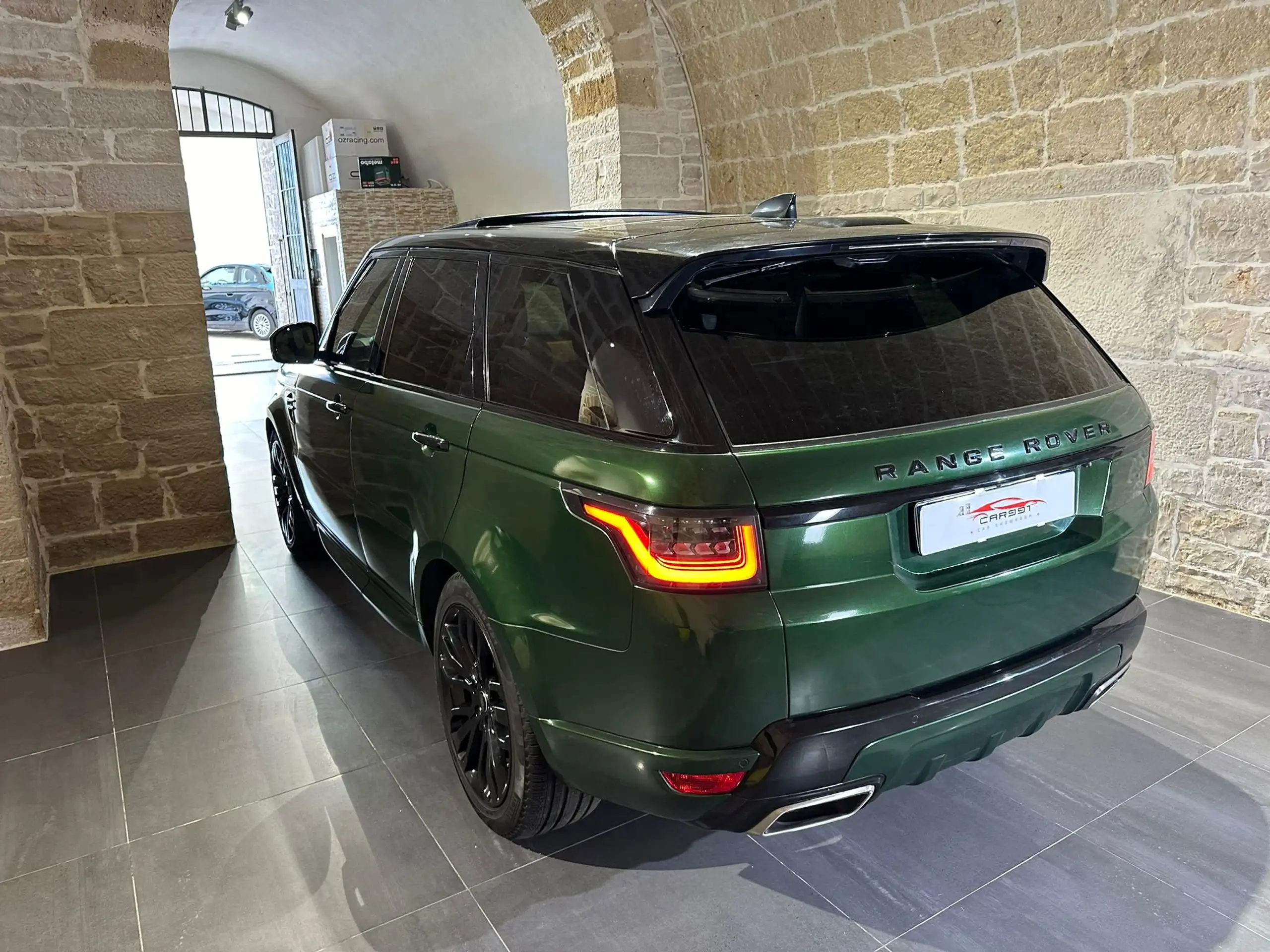 Land Rover - Range Rover Sport