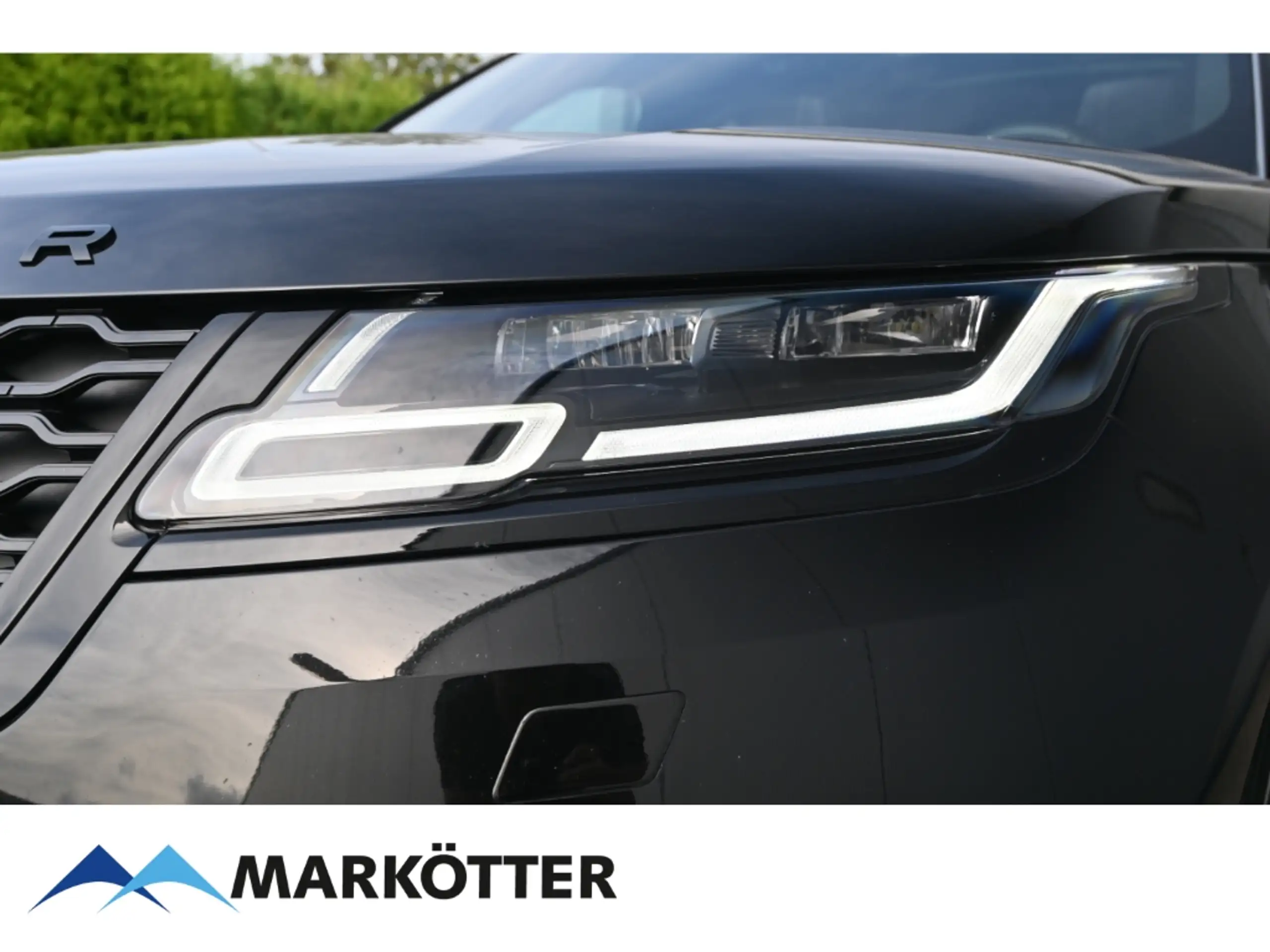 Land Rover - Range Rover Velar