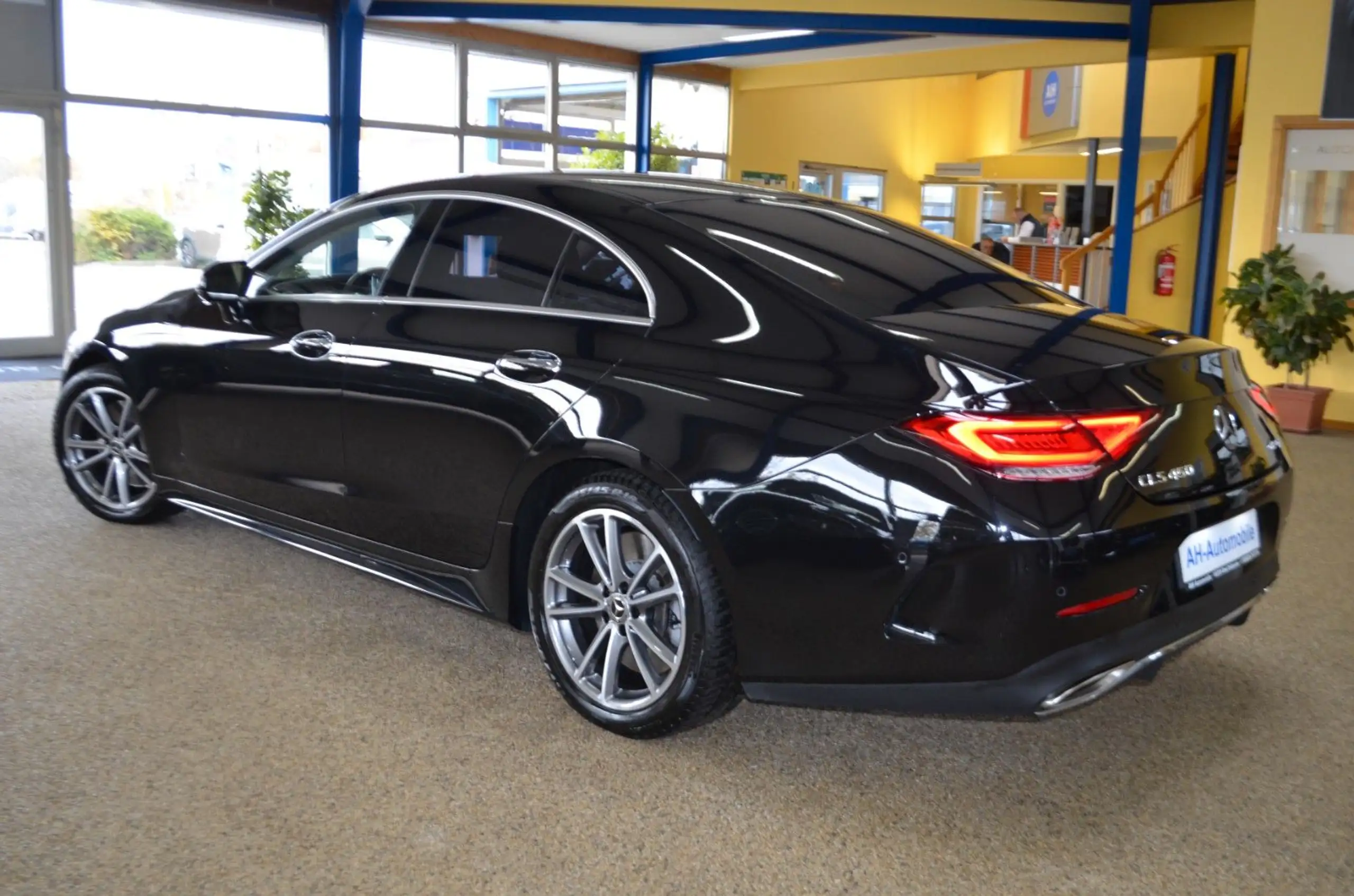 Mercedes-Benz - CLS 450