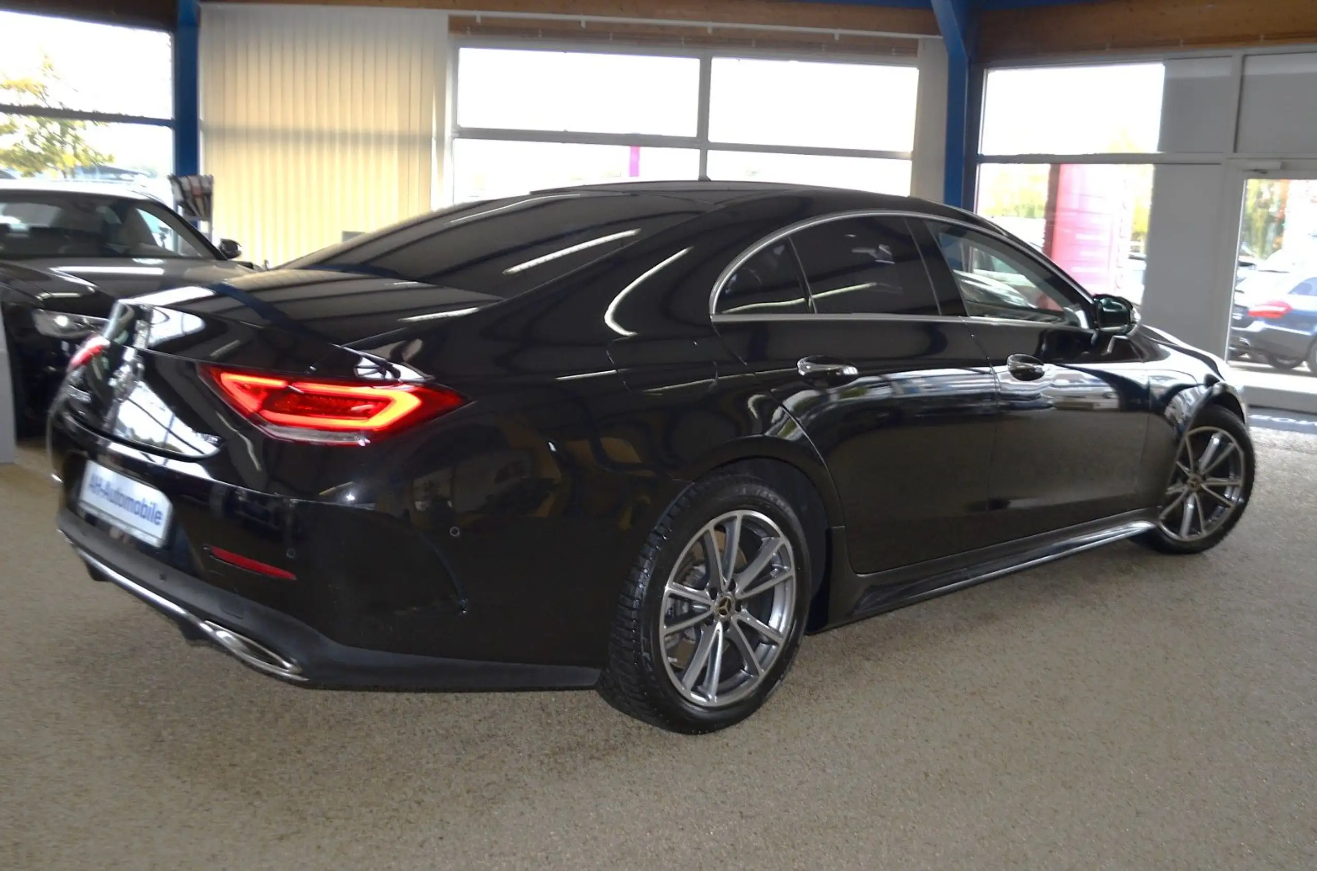 Mercedes-Benz - CLS 450