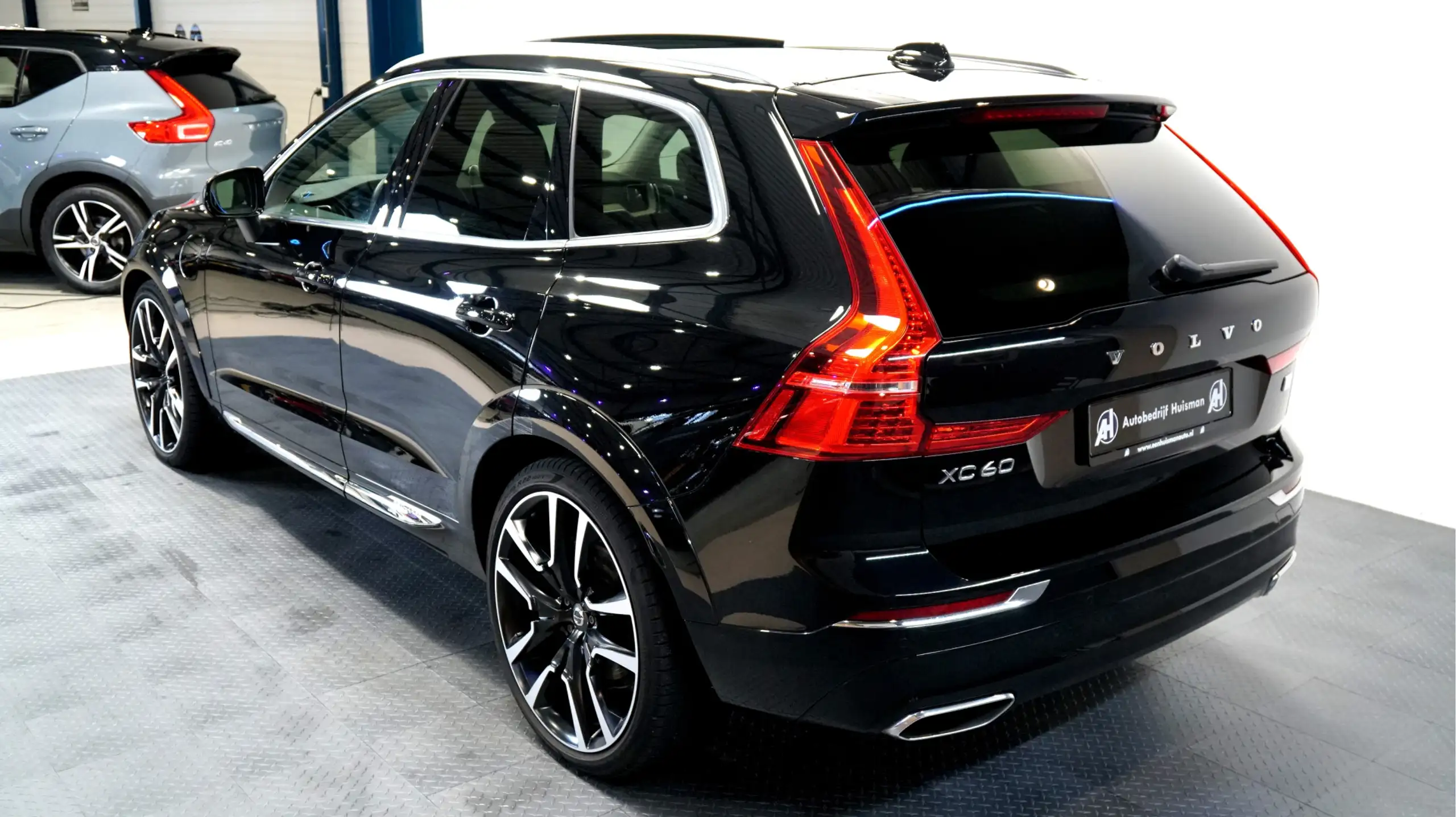 Volvo - XC60