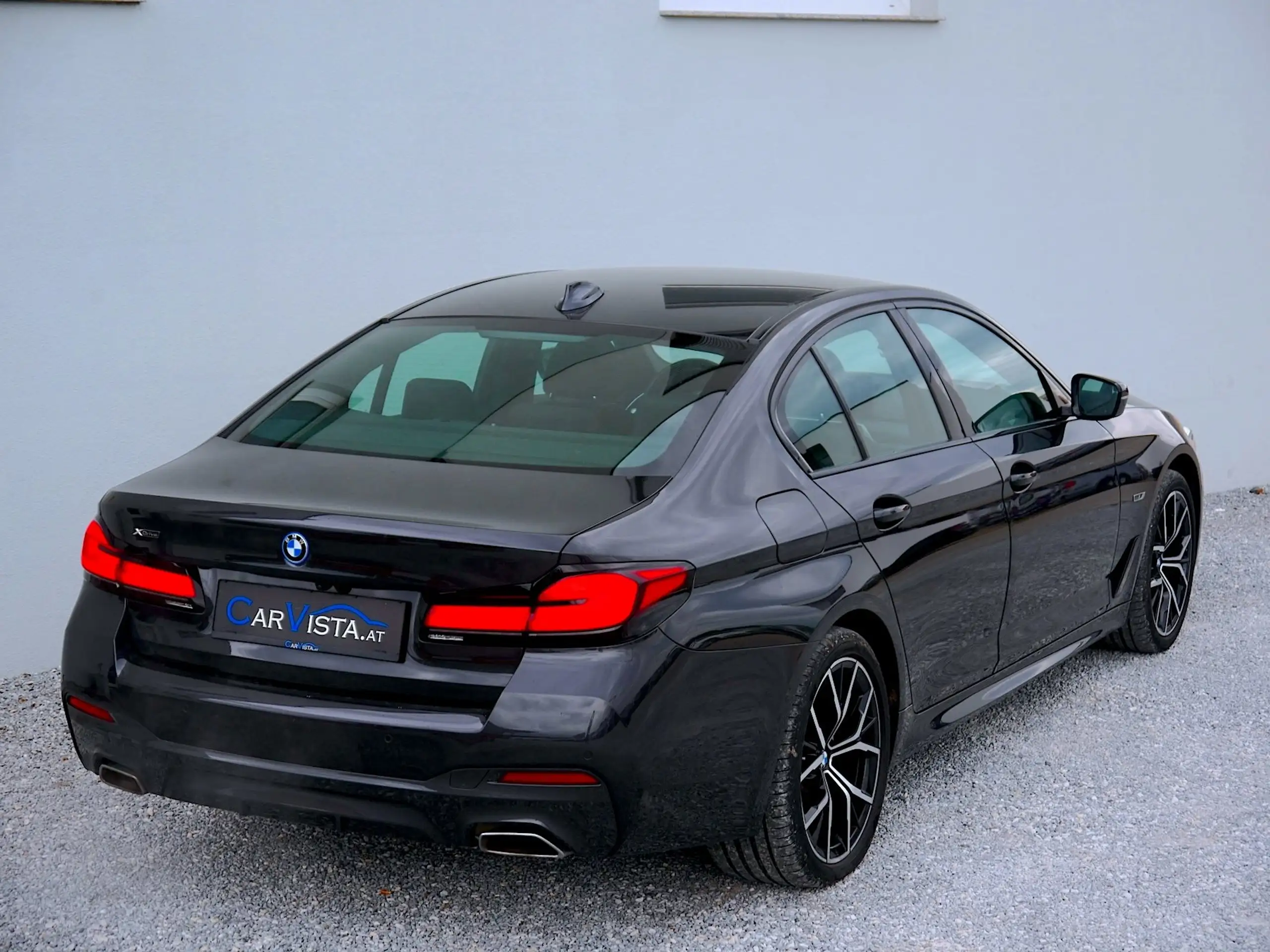 BMW - 545