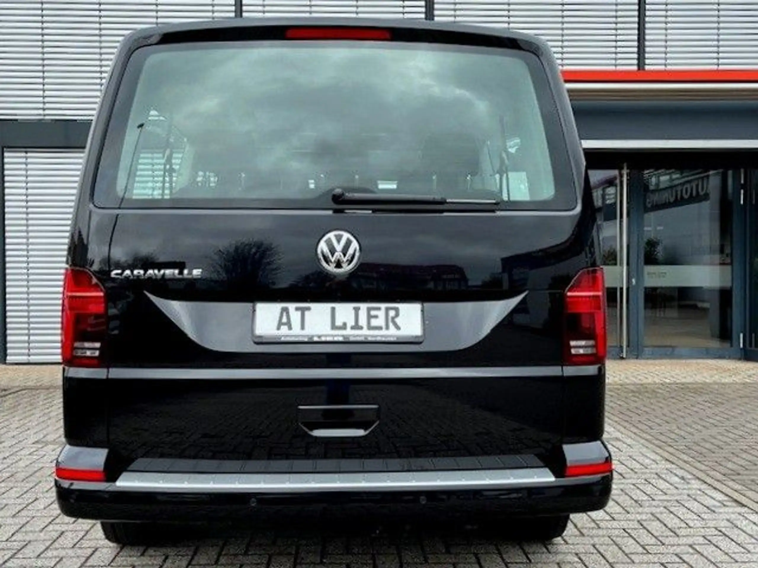 Volkswagen - T6 Caravelle