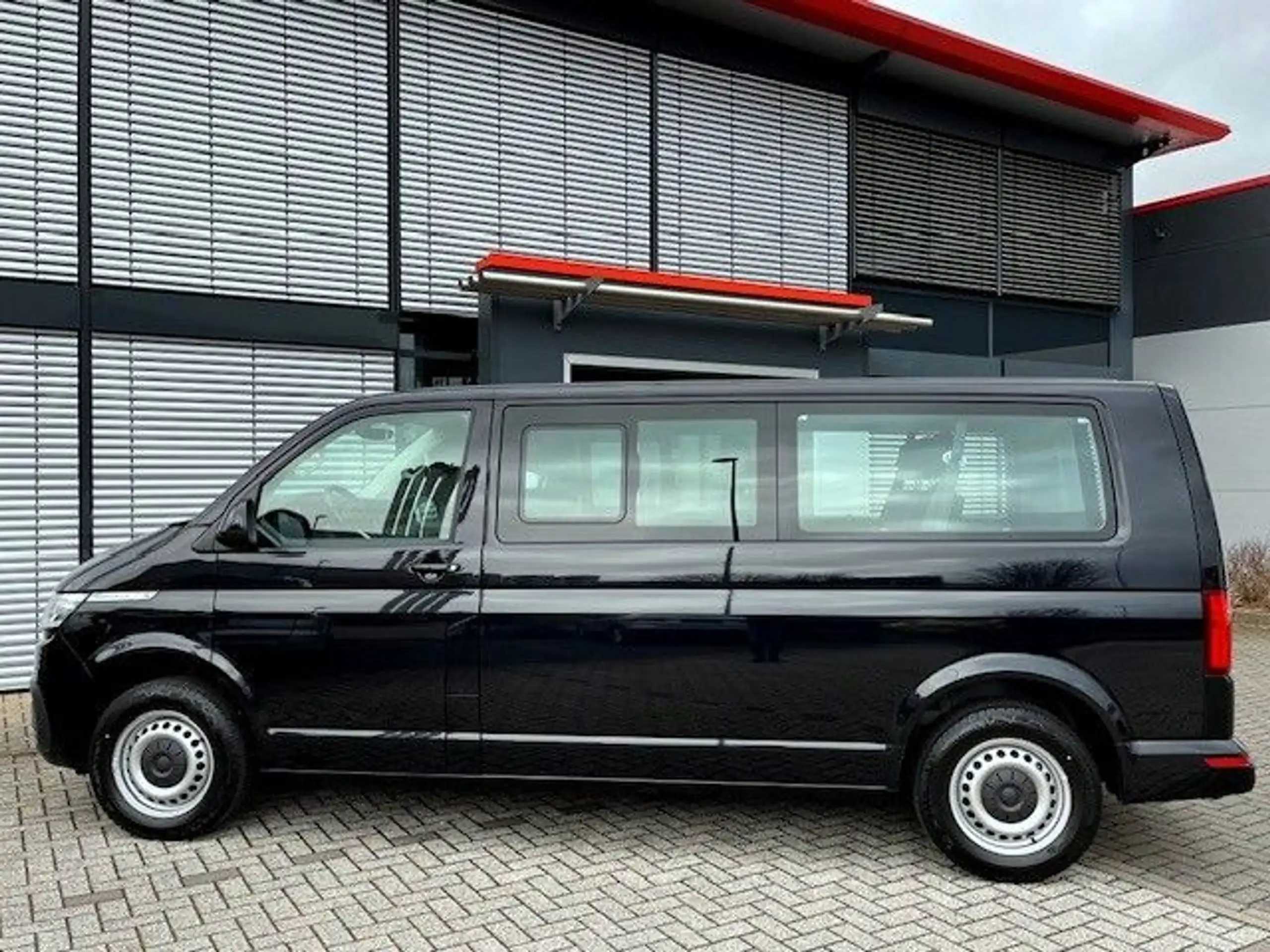 Volkswagen - T6 Caravelle