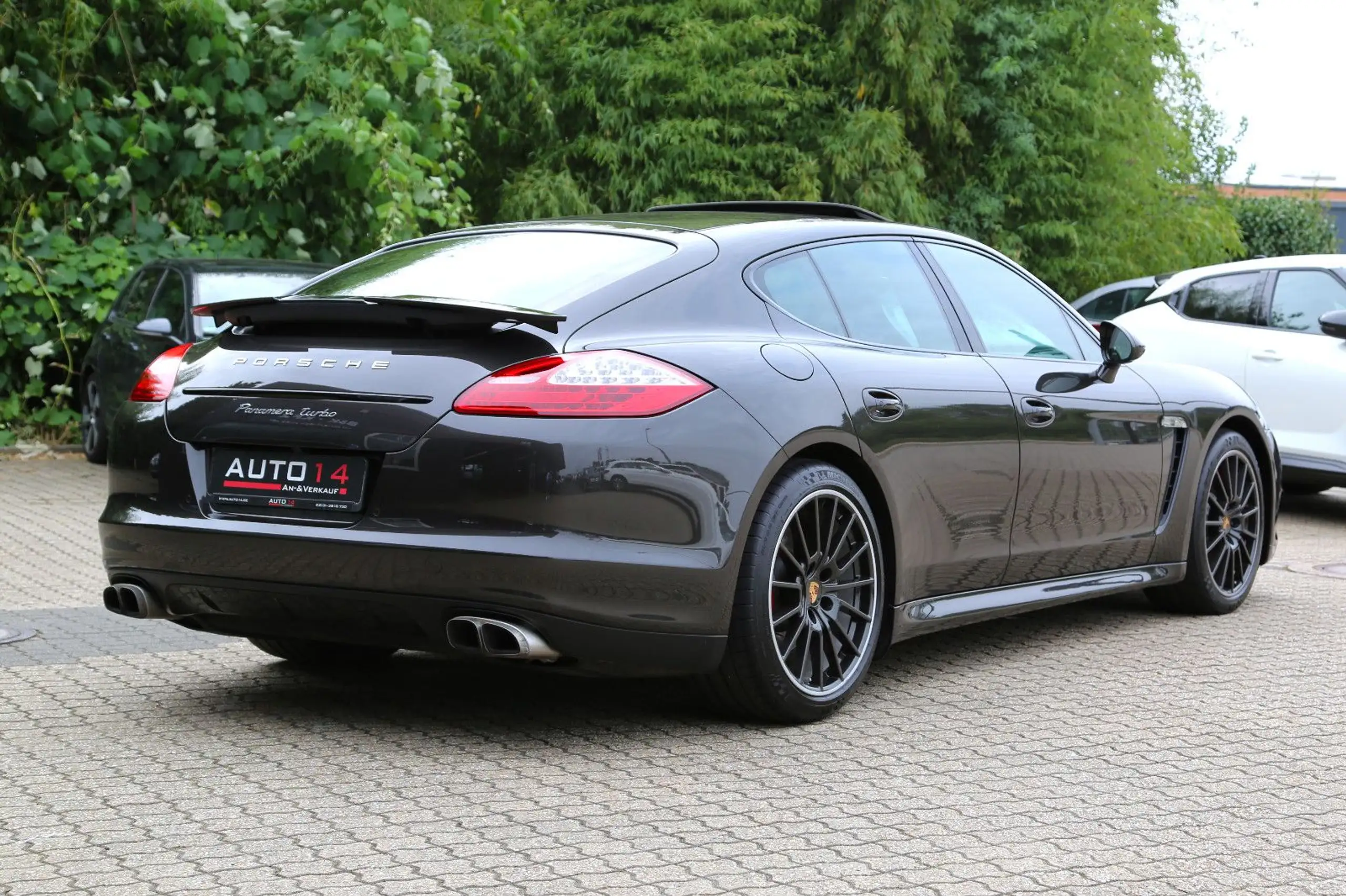 Porsche - Panamera