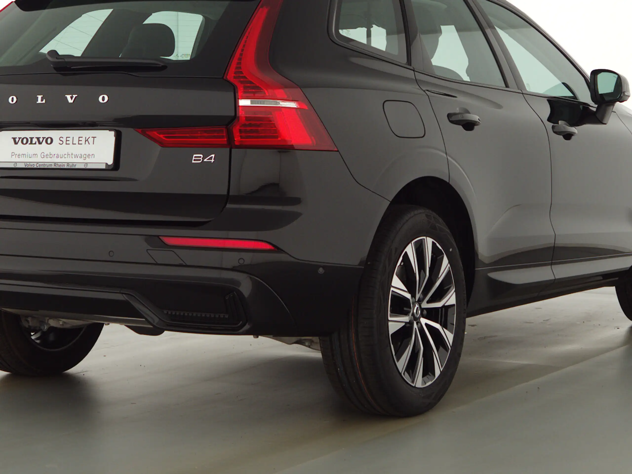 Volvo - XC60