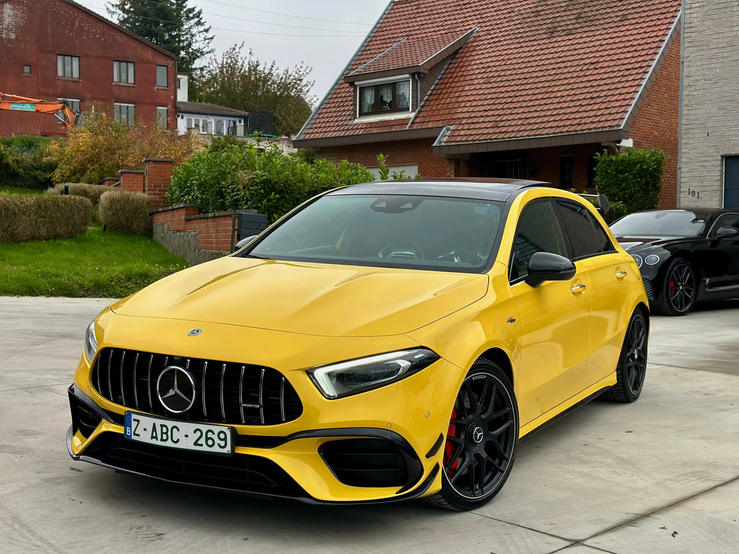 Mercedes-Benz - A 45 AMG