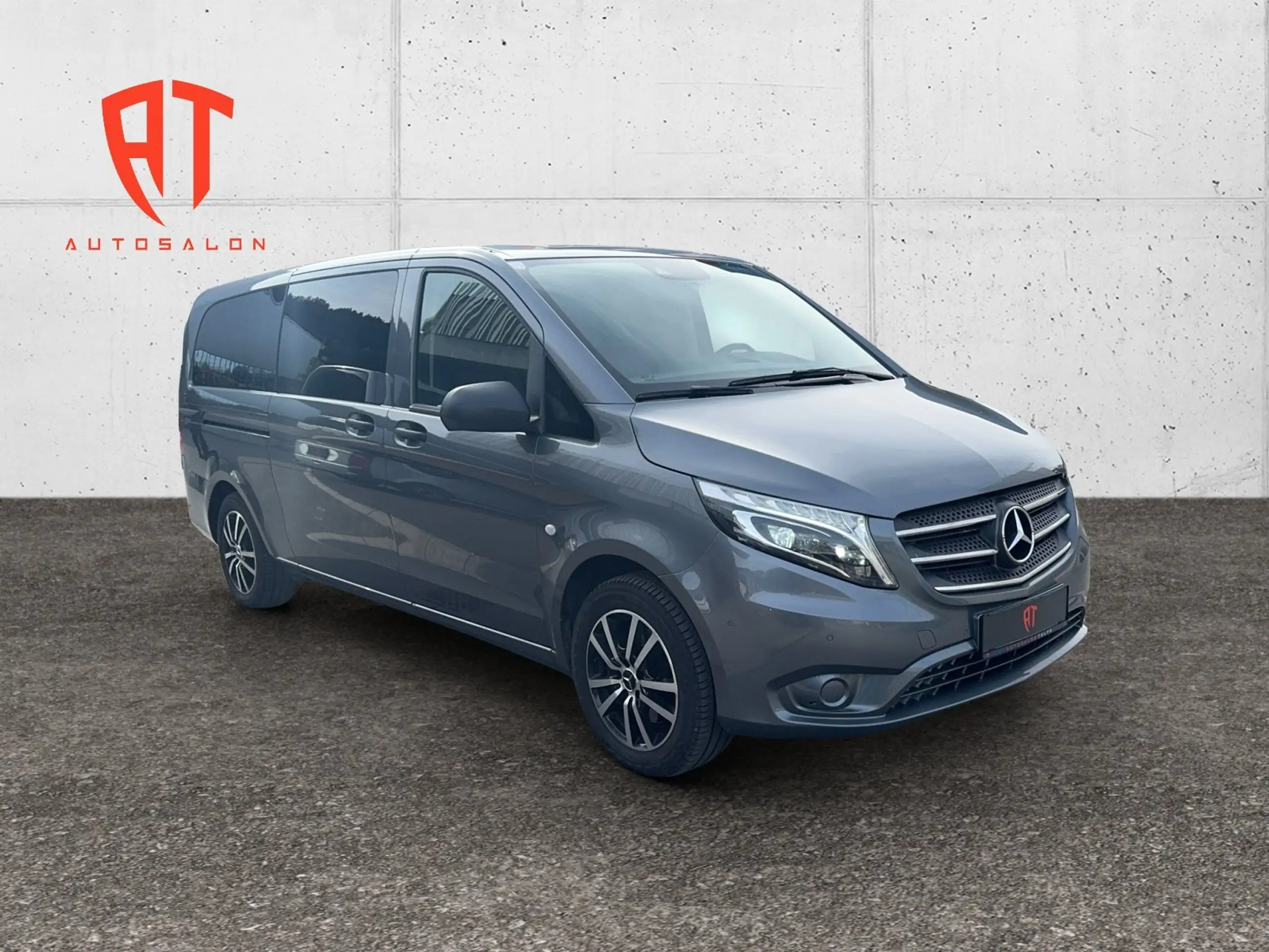 Mercedes-Benz - Vito