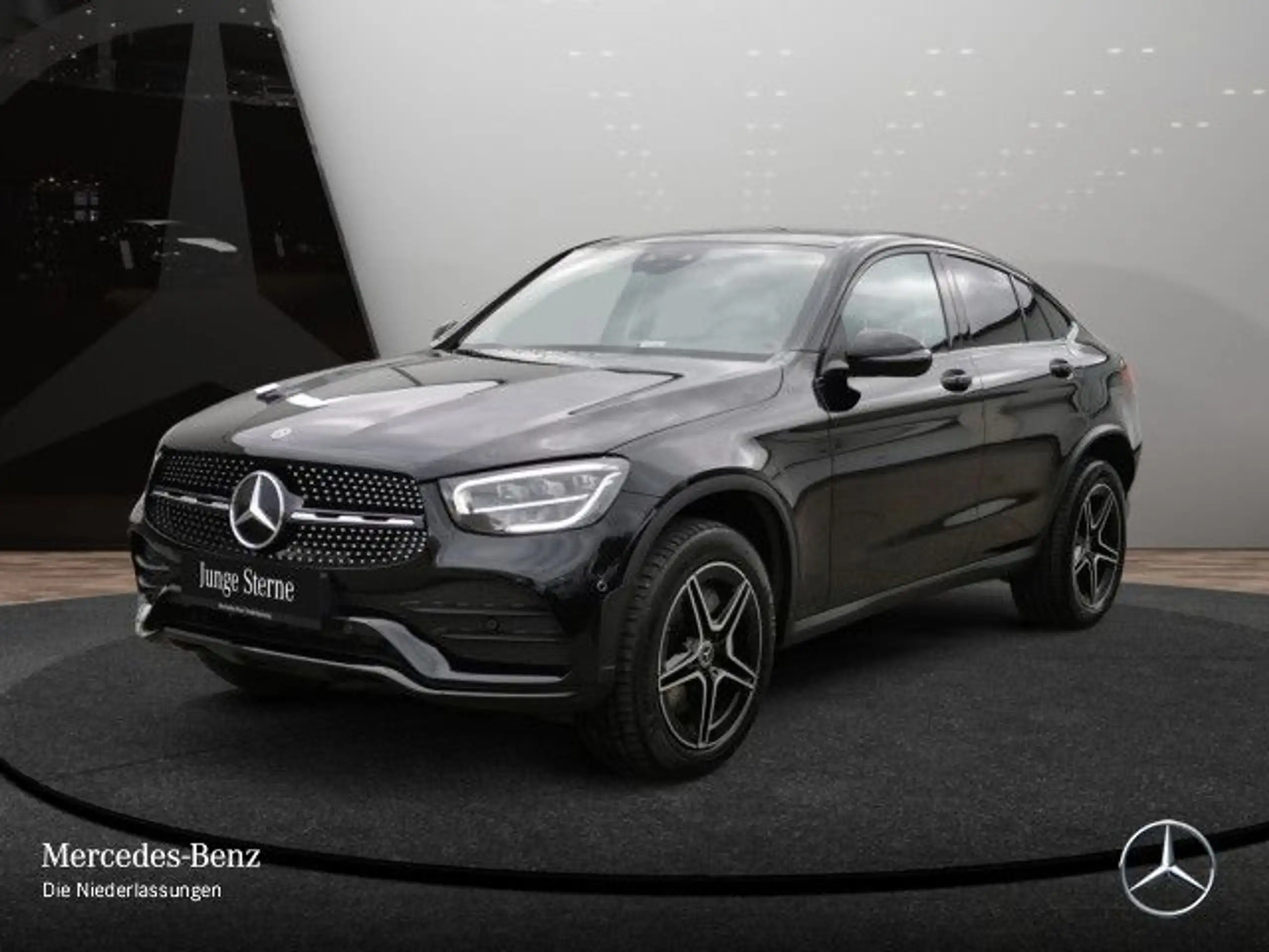 Mercedes-Benz - GLC 300