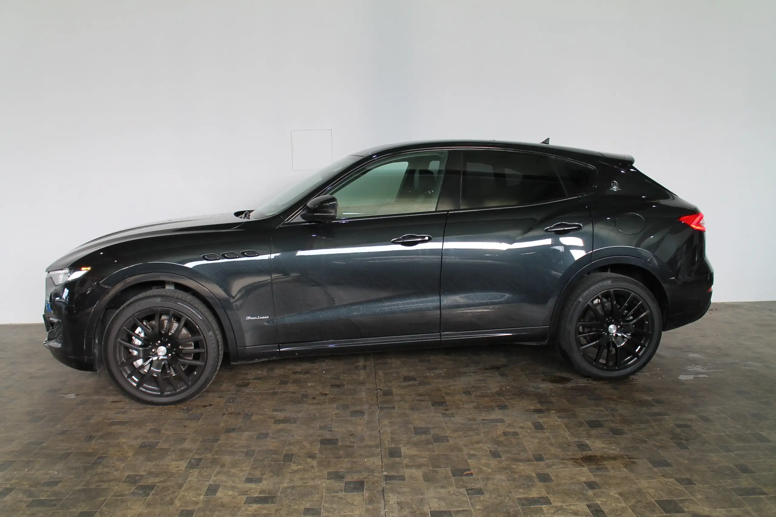 Maserati - Levante