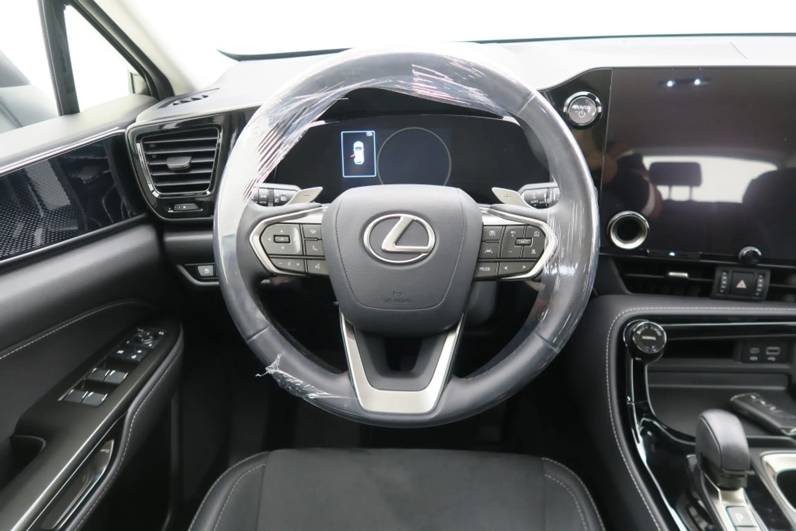 Lexus - NX 350h