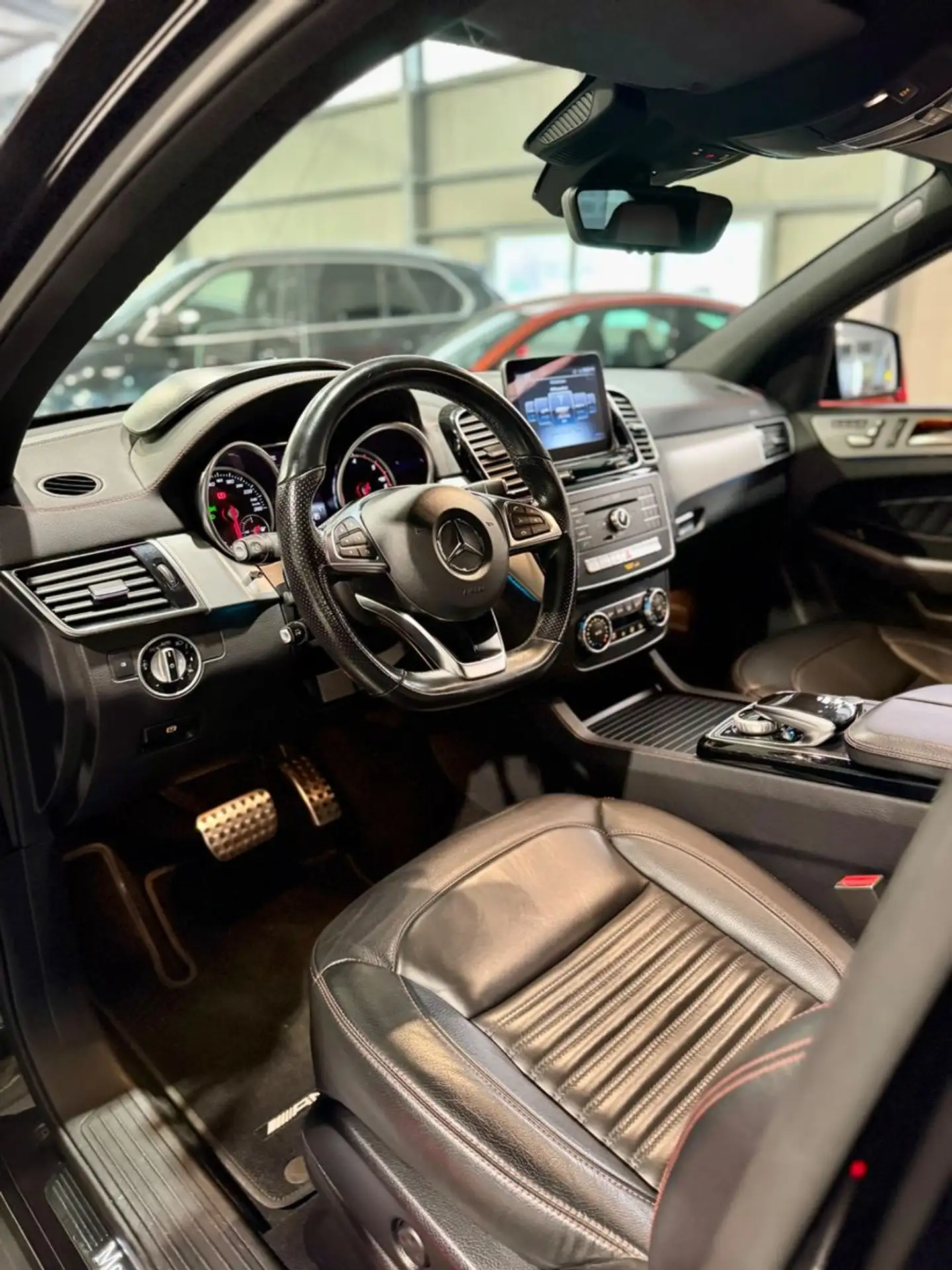 Mercedes-Benz - GLE 350