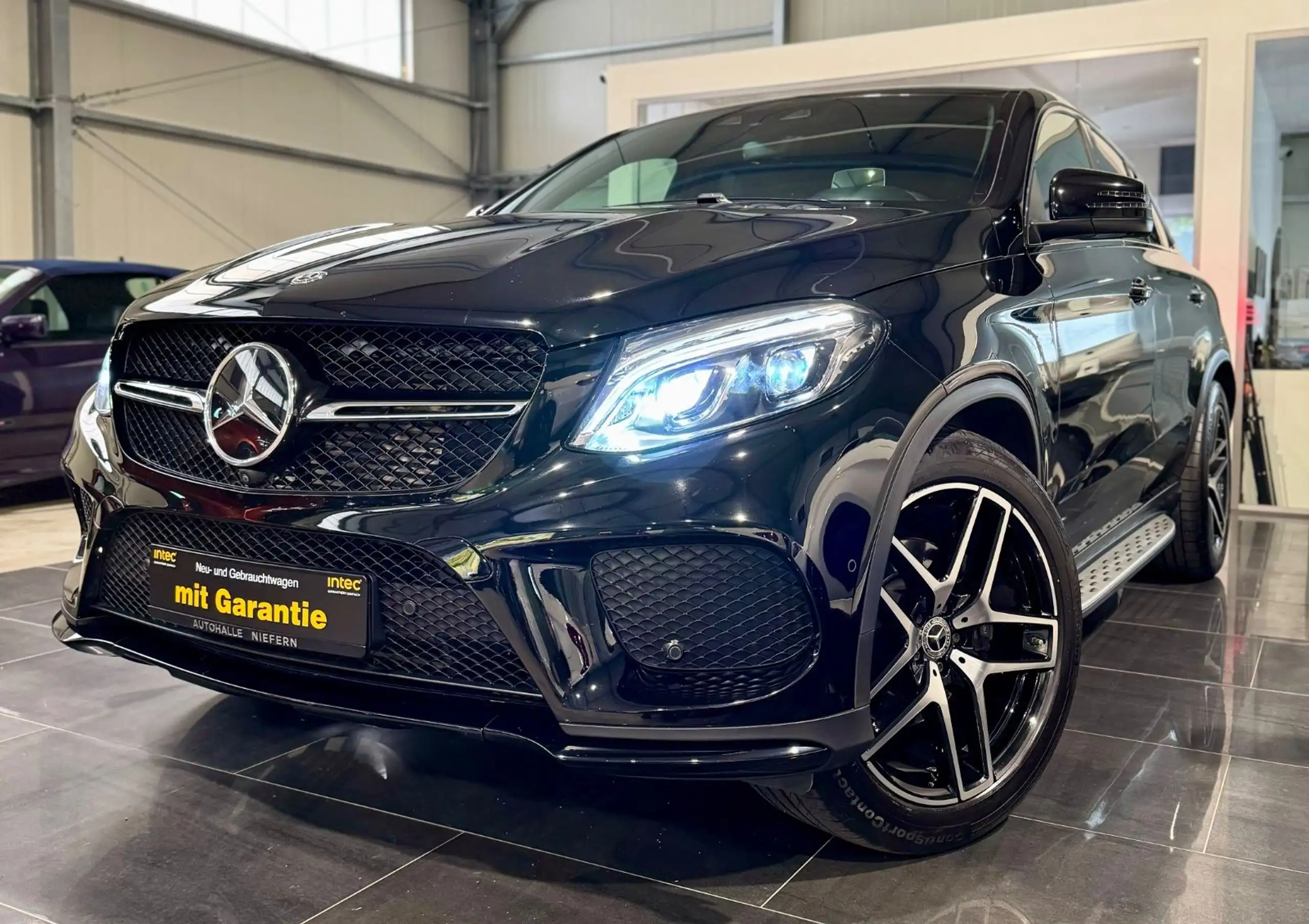 Mercedes-Benz - GLE 350