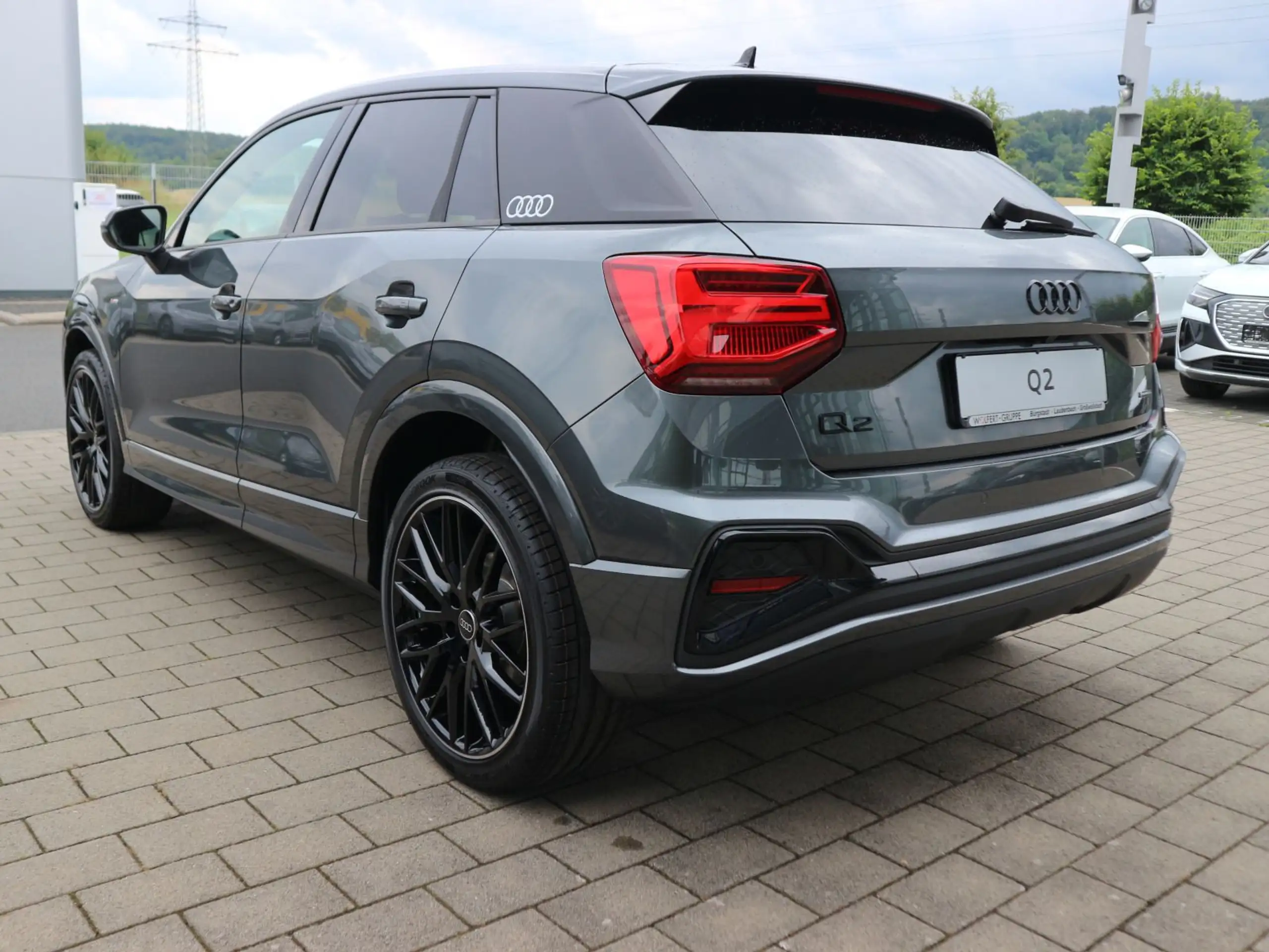 Audi - Q2